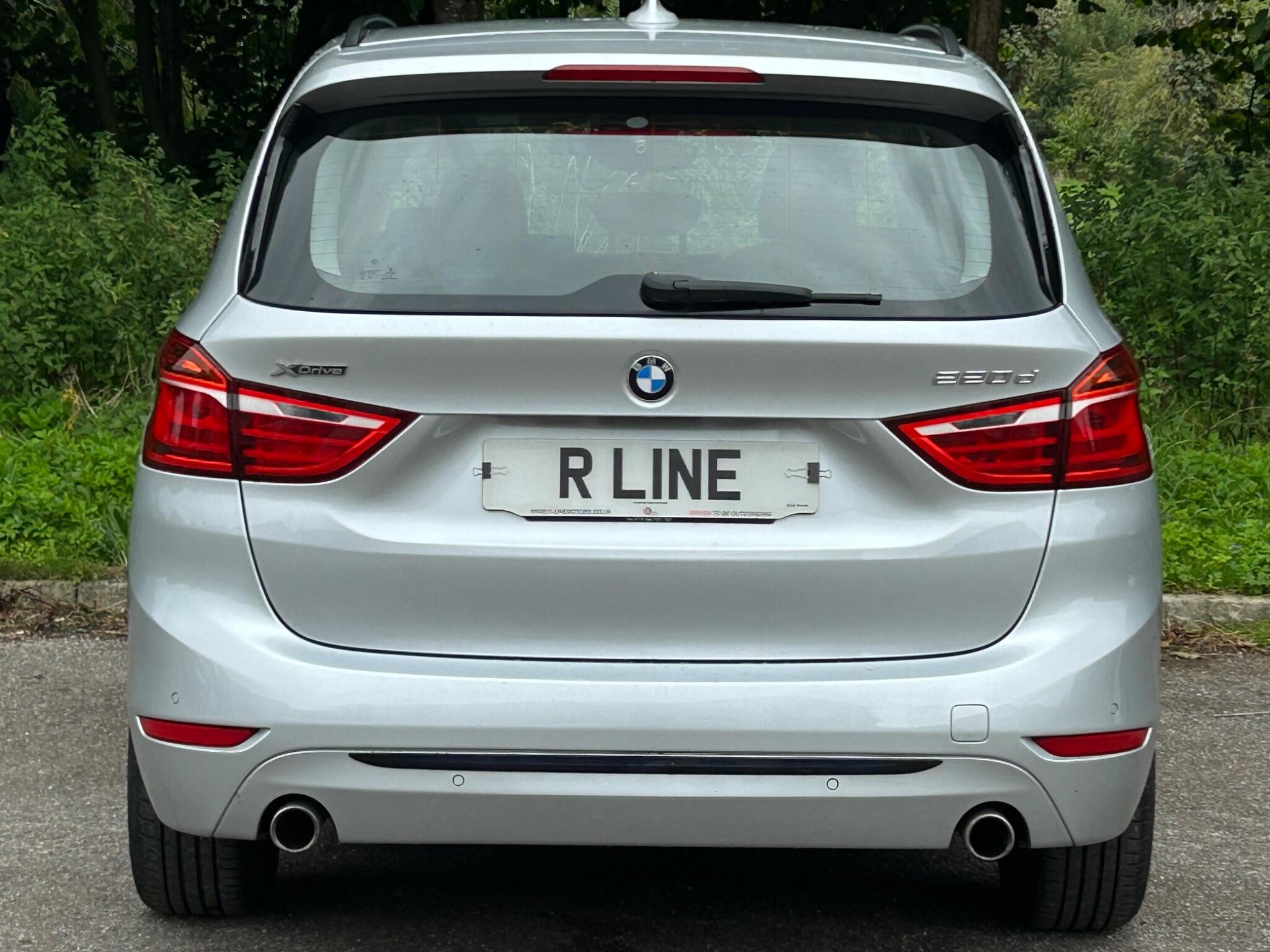 BMW 2 Series view 10