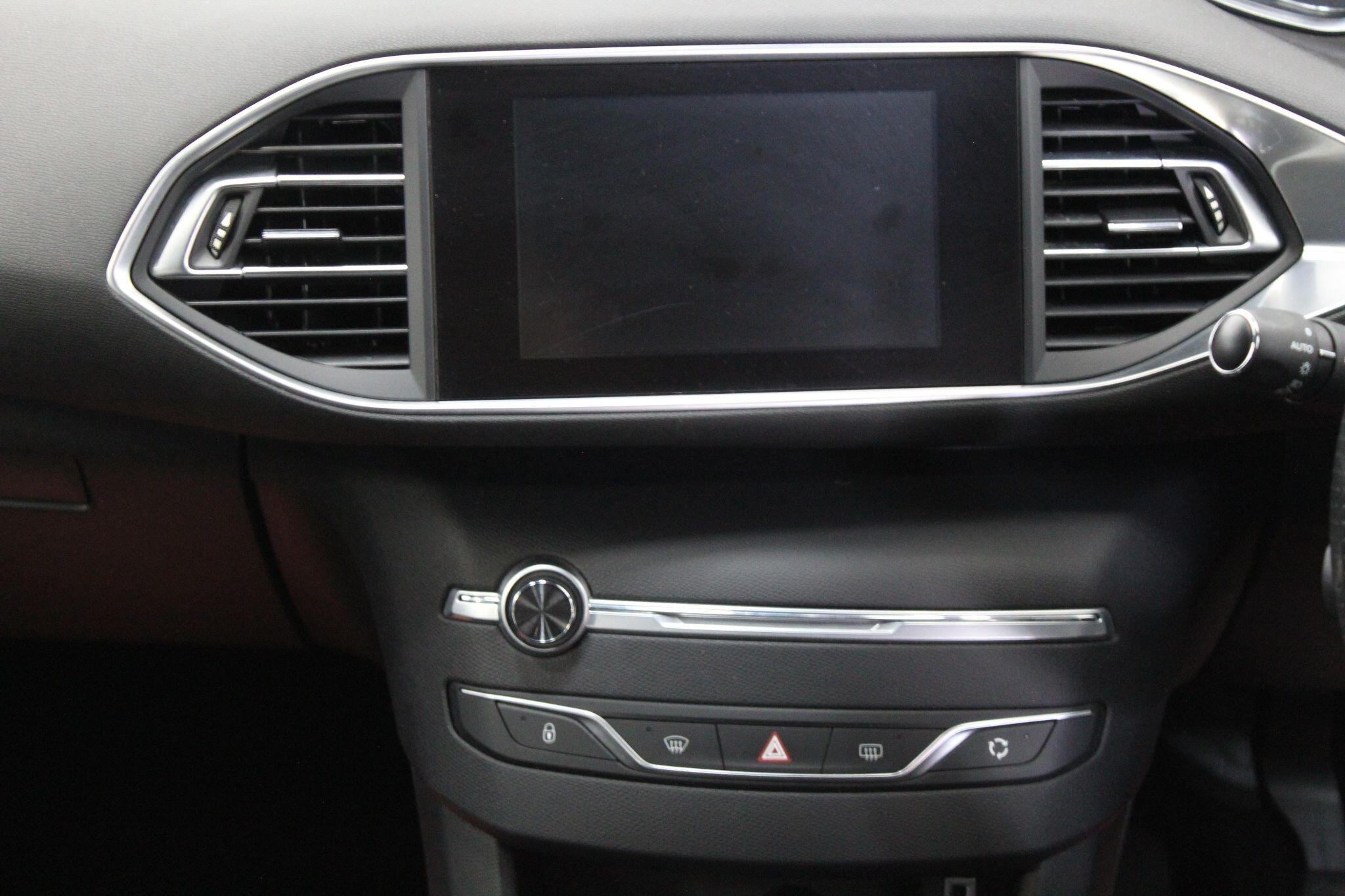 Peugeot 308 view 33