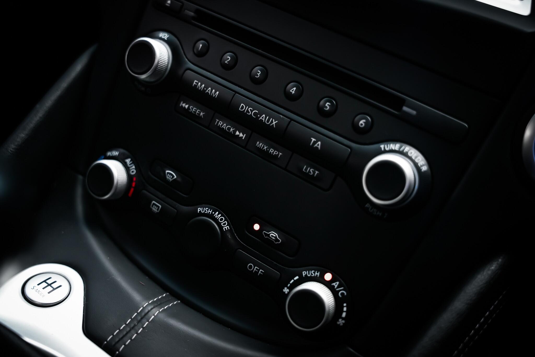 Nissan 370z view 42