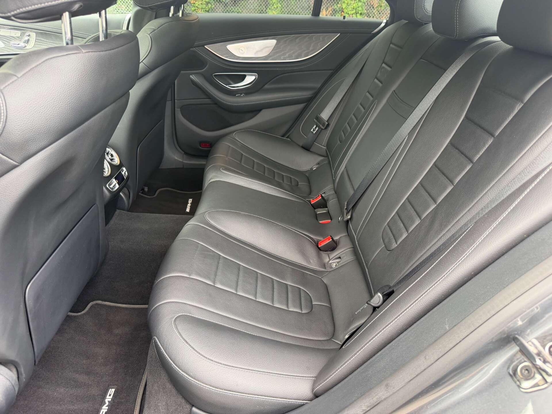 Mercedes-Benz CLS view 34