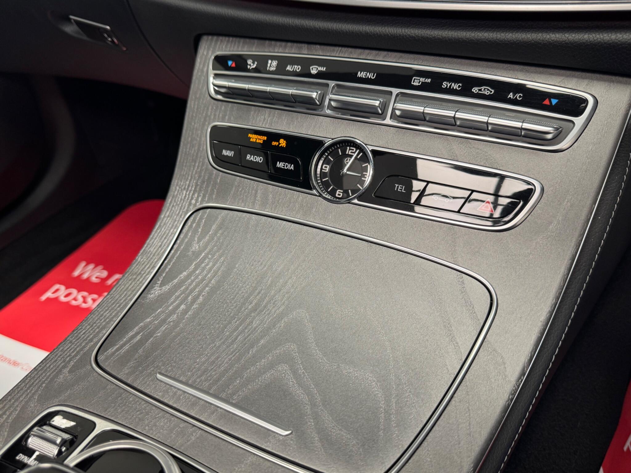 Mercedes-Benz CLS view 16