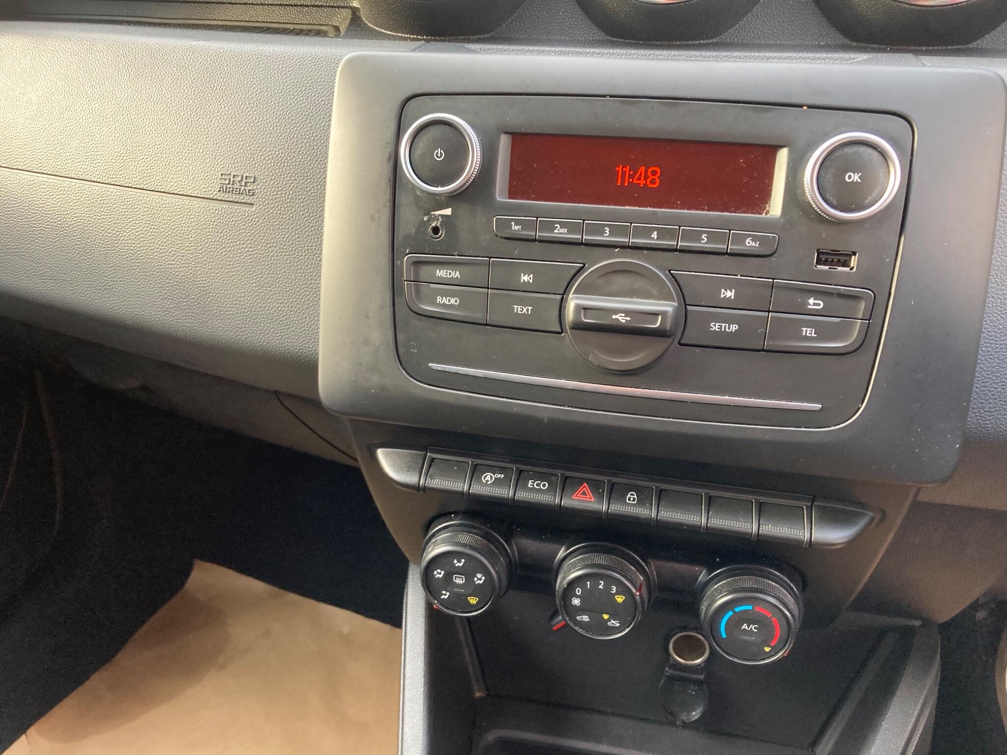 2019 Dacia Duster 1.6 SCe Essential Euro 6 (s/s) 5dr • 70,000 miles image 13