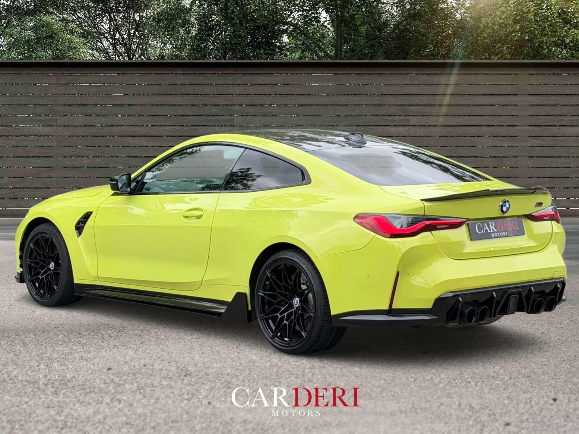 BMW M4 view 17