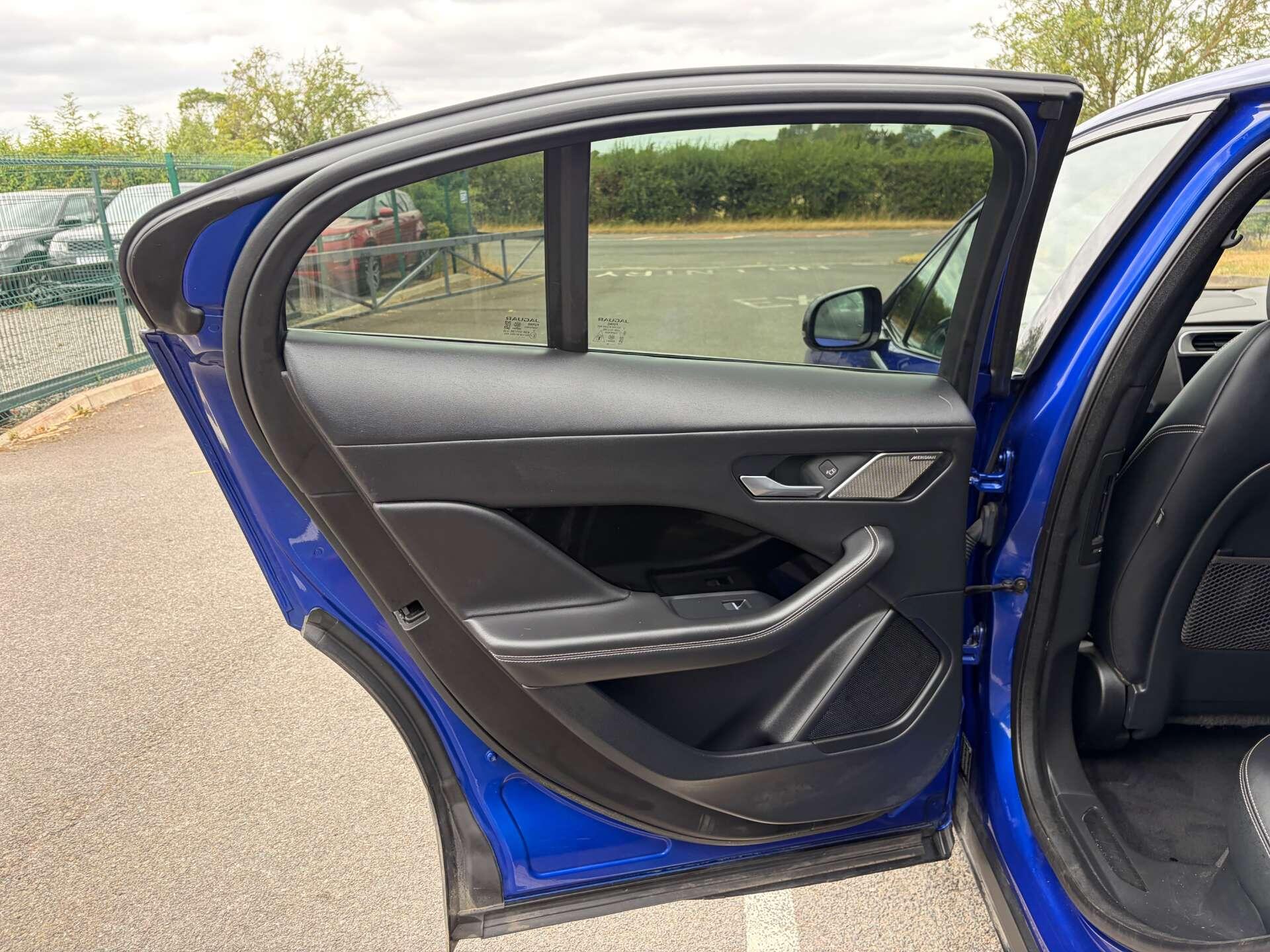 Jaguar I-Pace view 19
