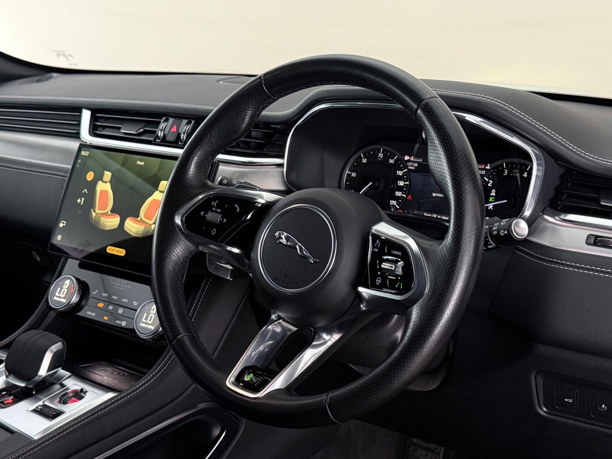 Jaguar F-Pace view 3