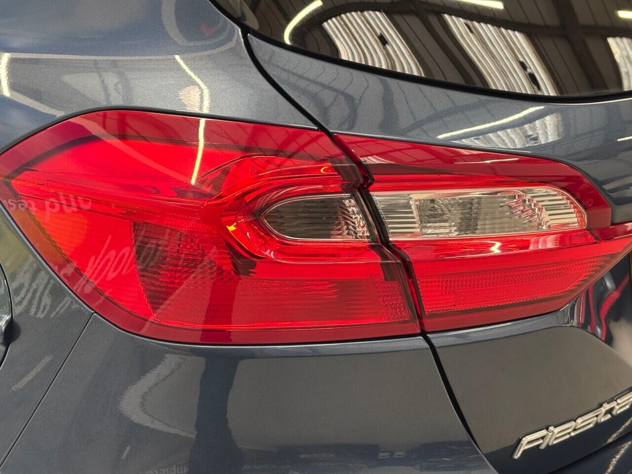Ford Fiesta view 50