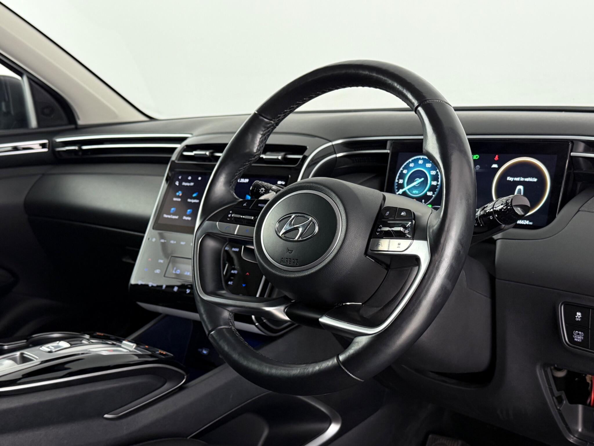 Hyundai Tucson view 3