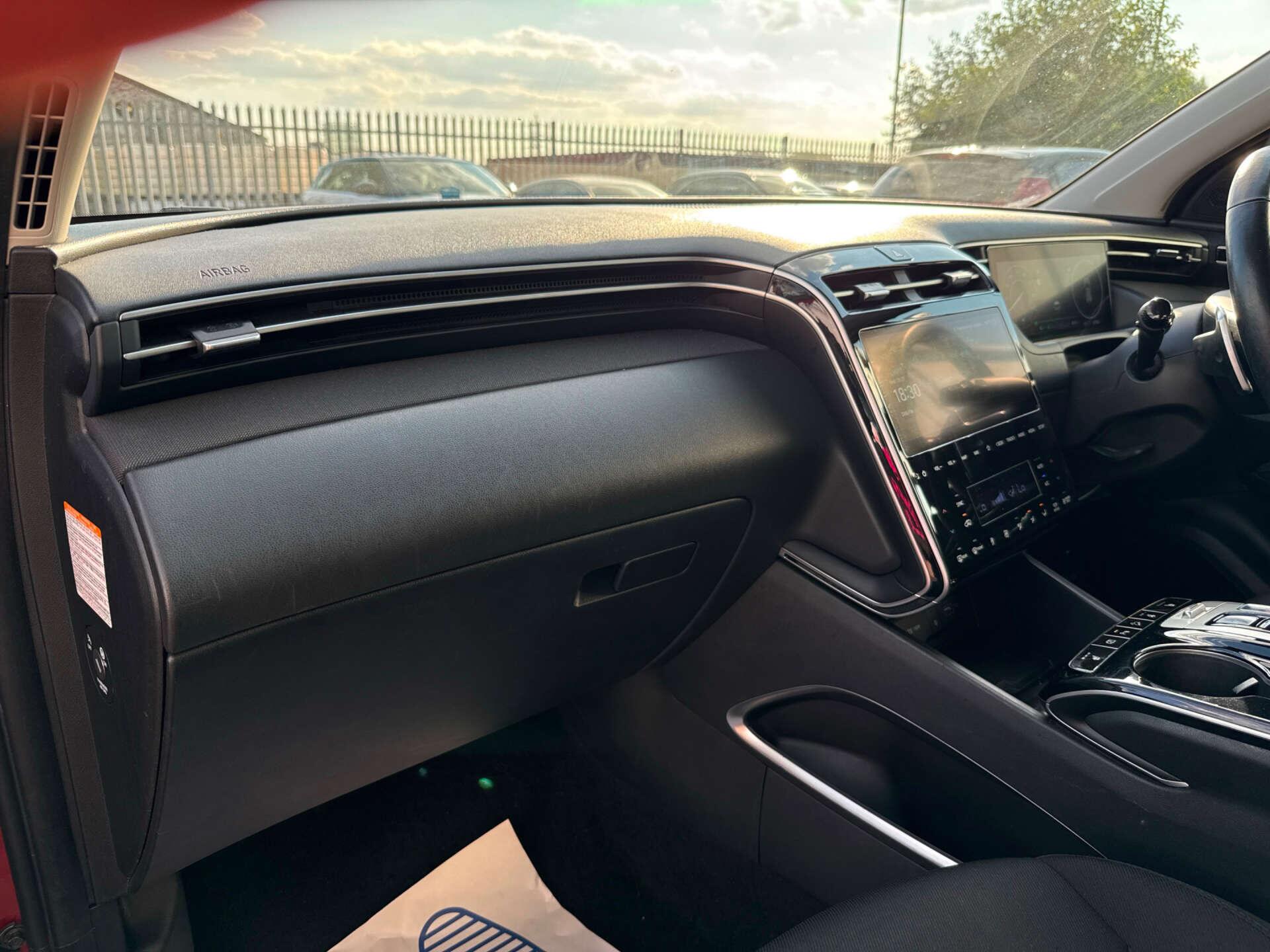 Hyundai Tucson view 30