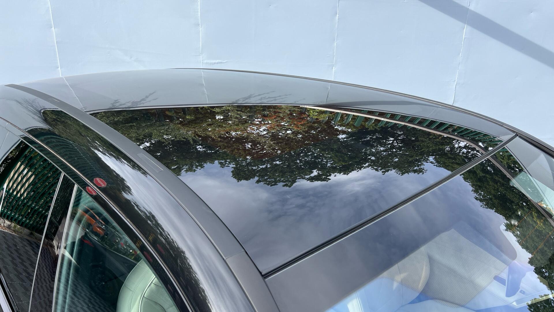 BMW Ix view 21