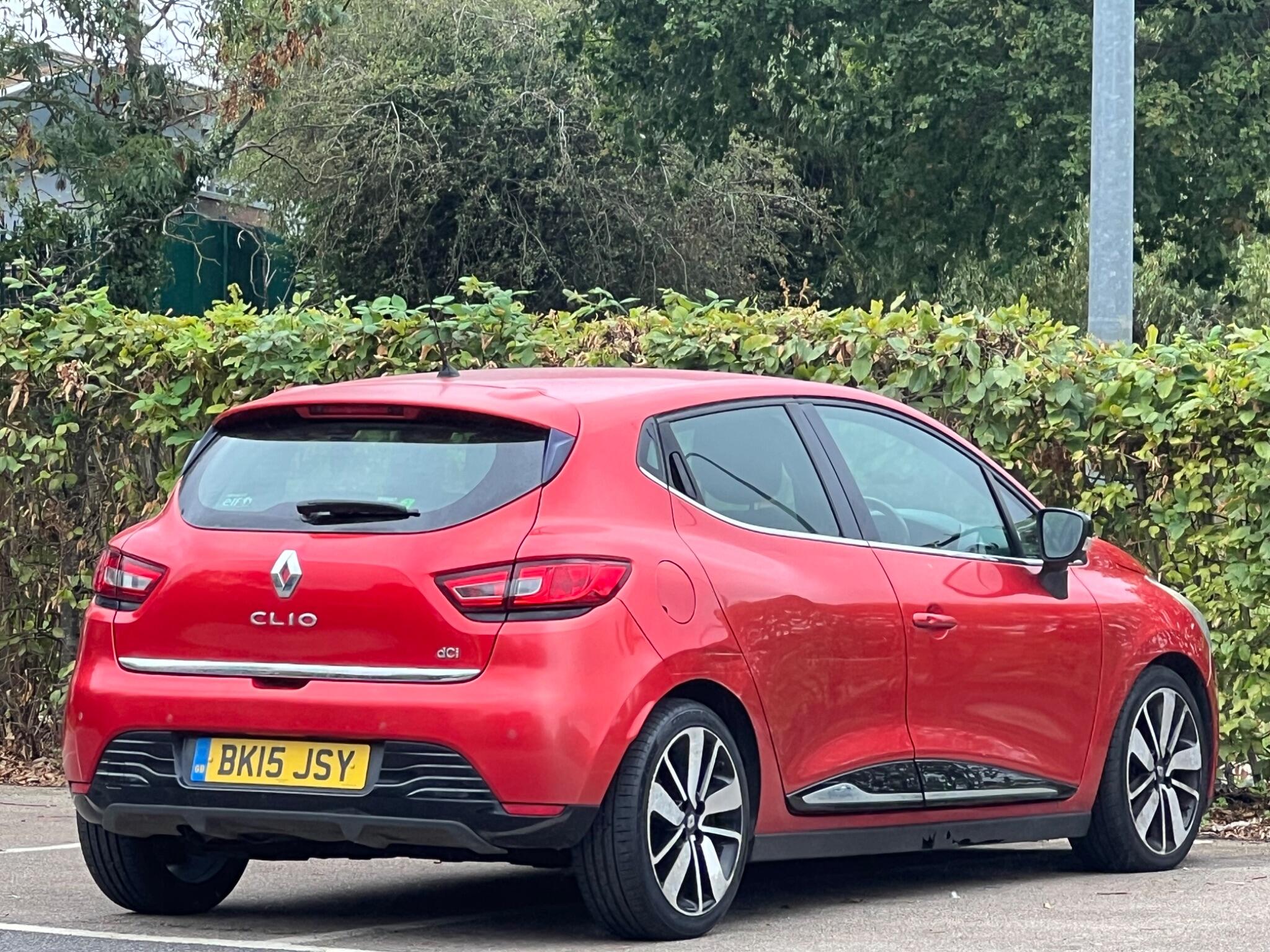 Renault Clio view 8
