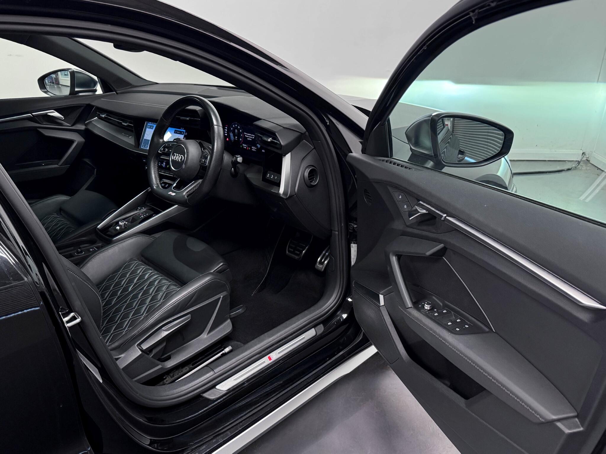 Audi S3 view 22