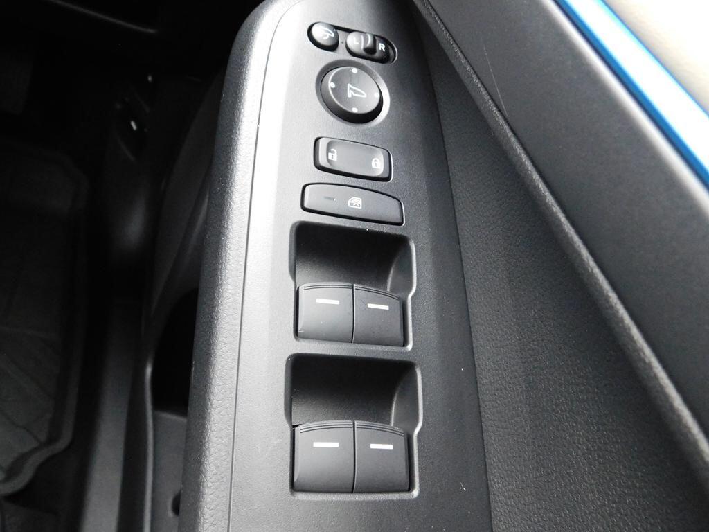 HR-V