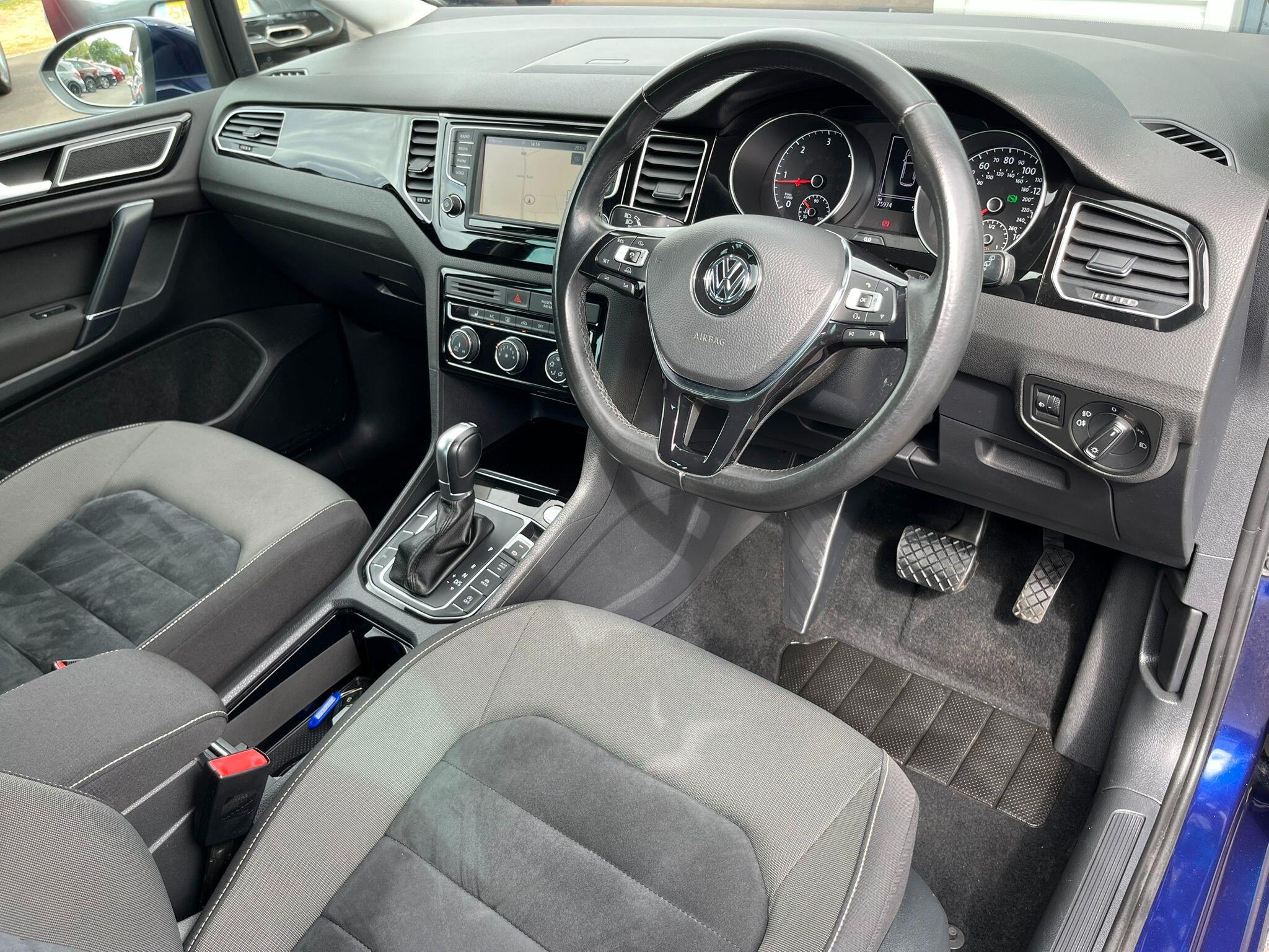 Volkswagen Golf SV view 13
