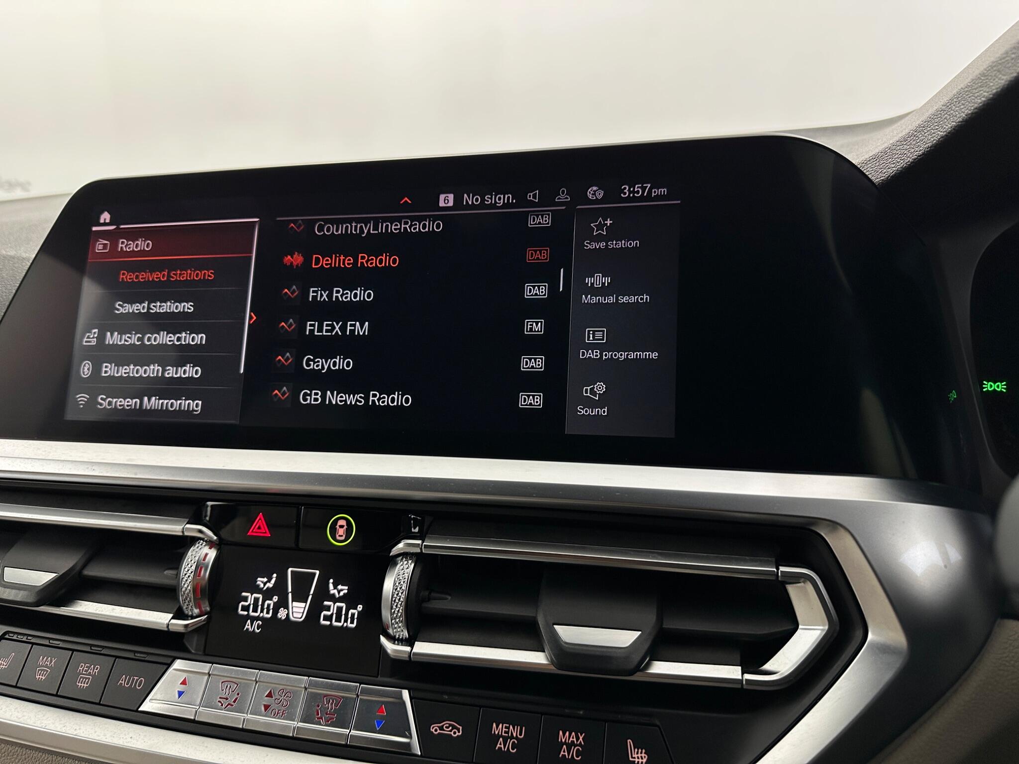 BMW 3 Series view 27