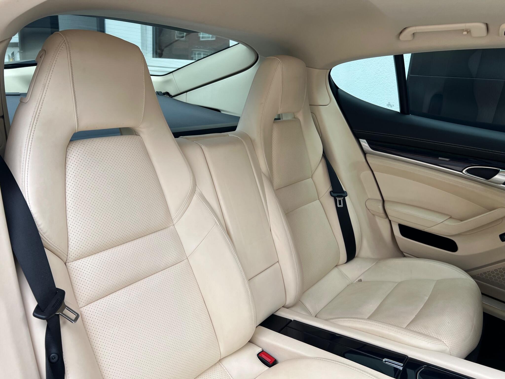 Porsche Panamera view 58