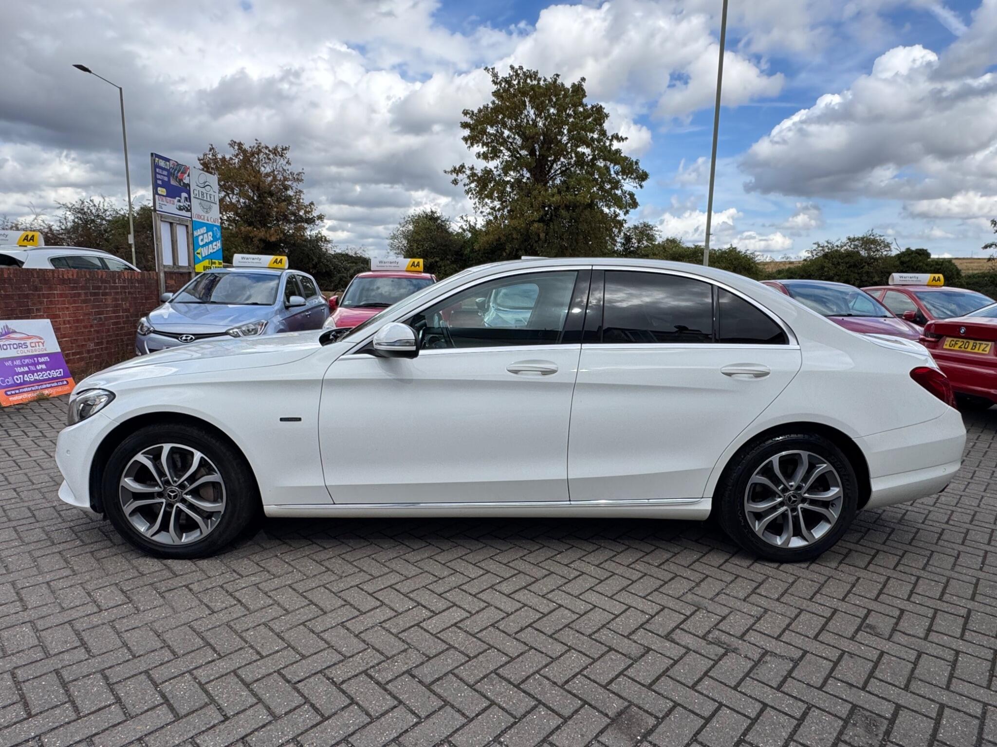 Mercedes-Benz C-Class view 7