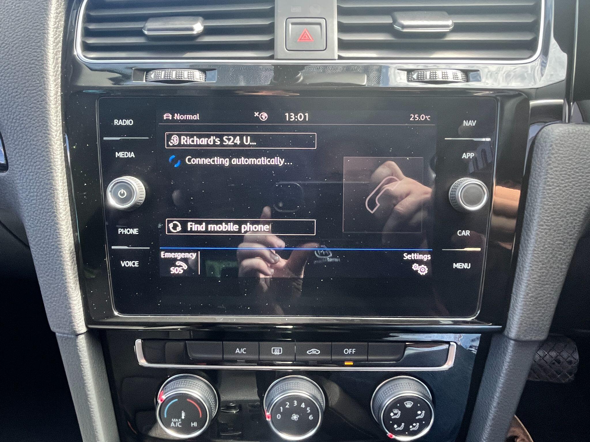 Volkswagen Golf view 20