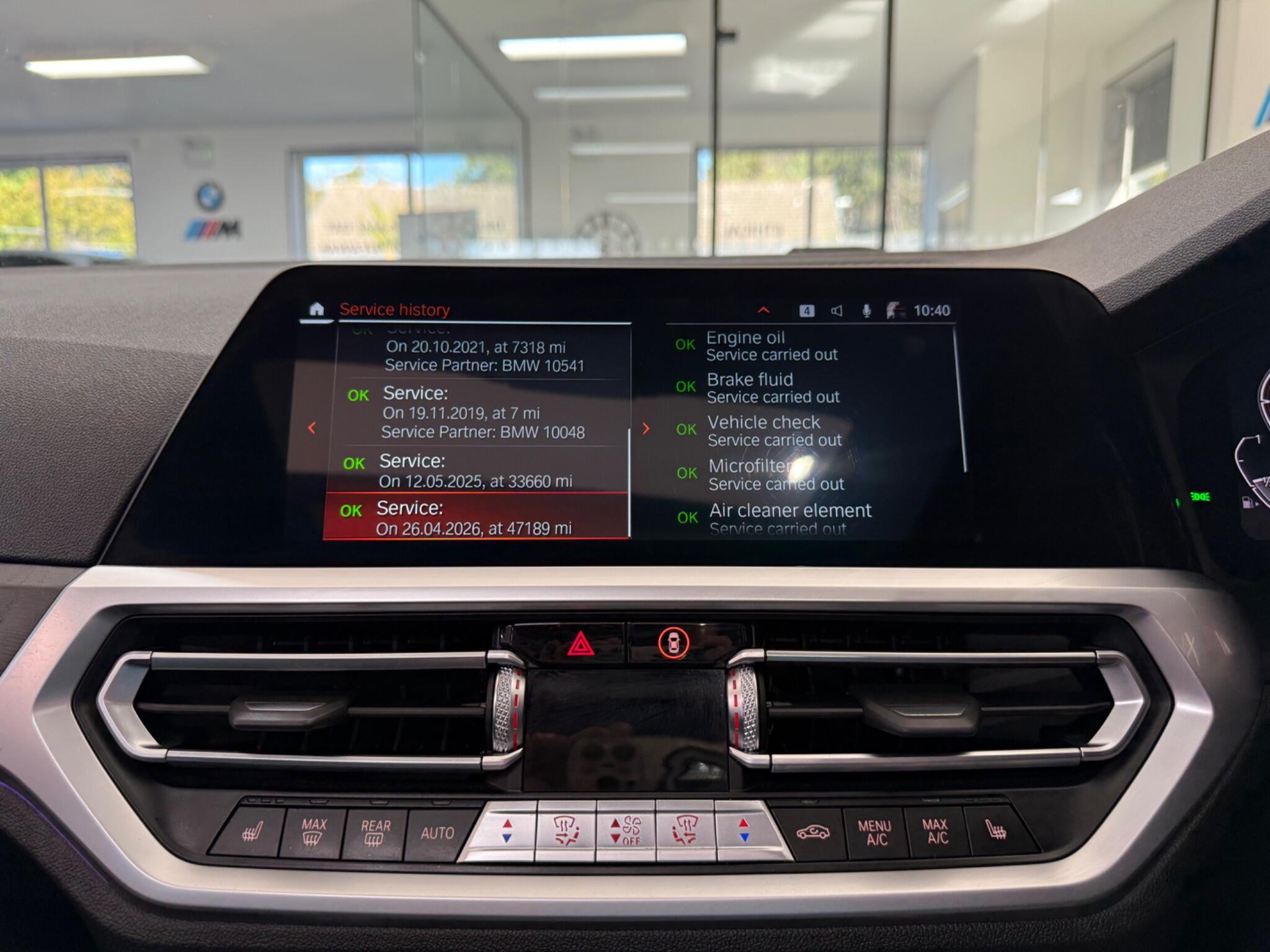 BMW 3 Series view 17