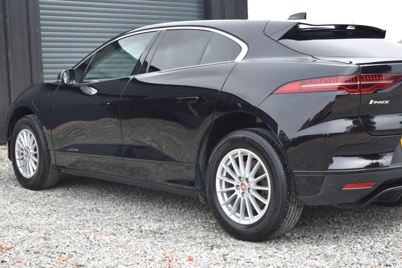 Jaguar I-Pace view 10