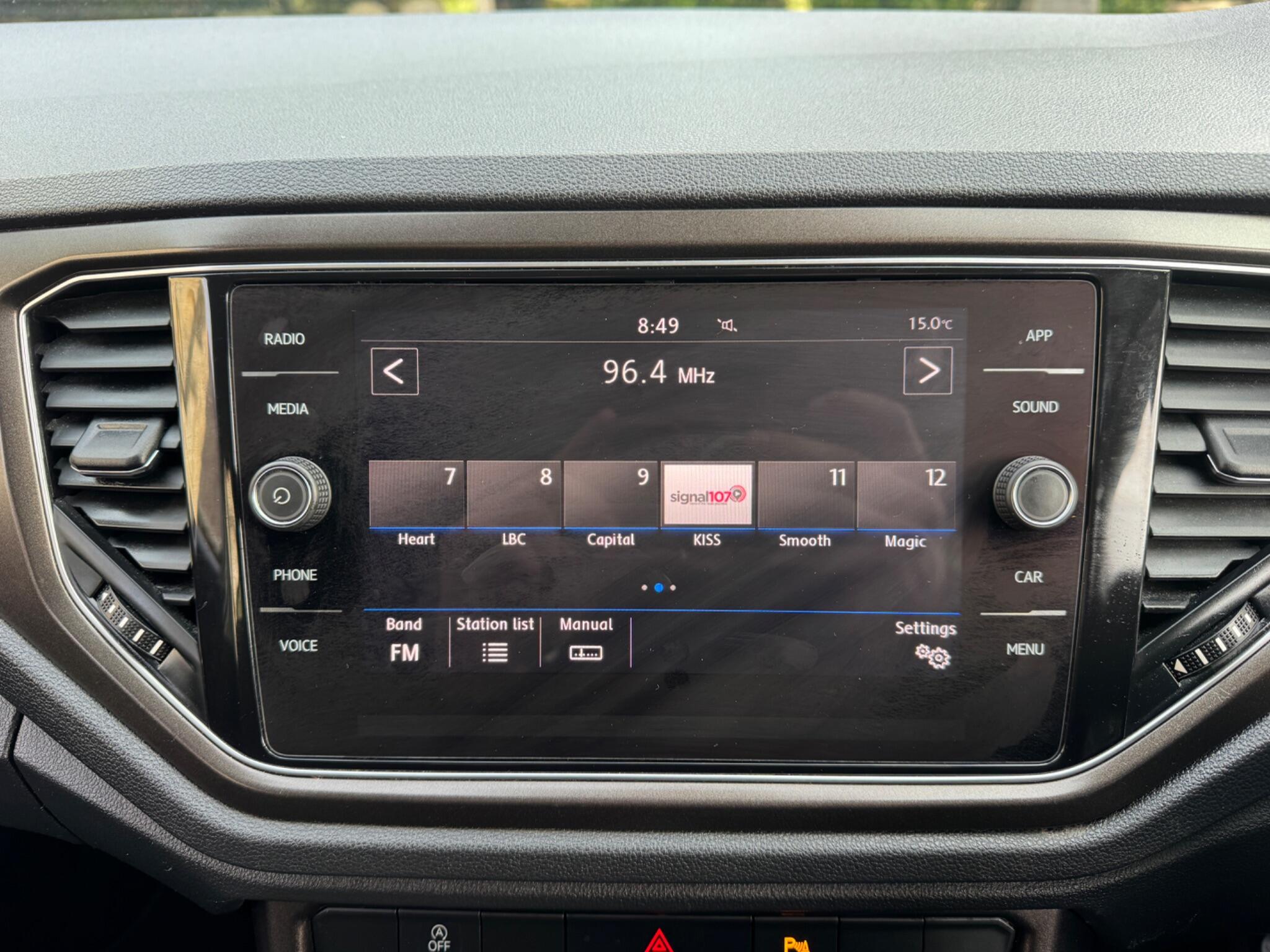 Volkswagen T-Roc view 58