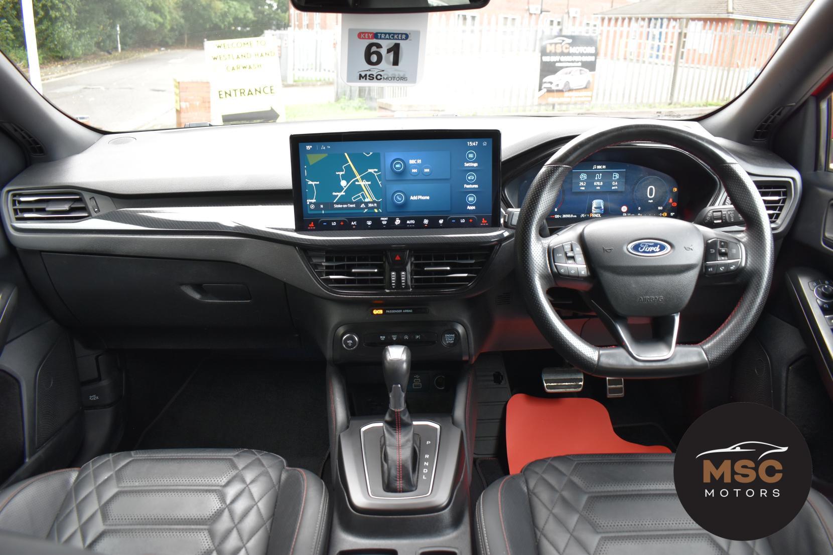 Ford Focus view 41
