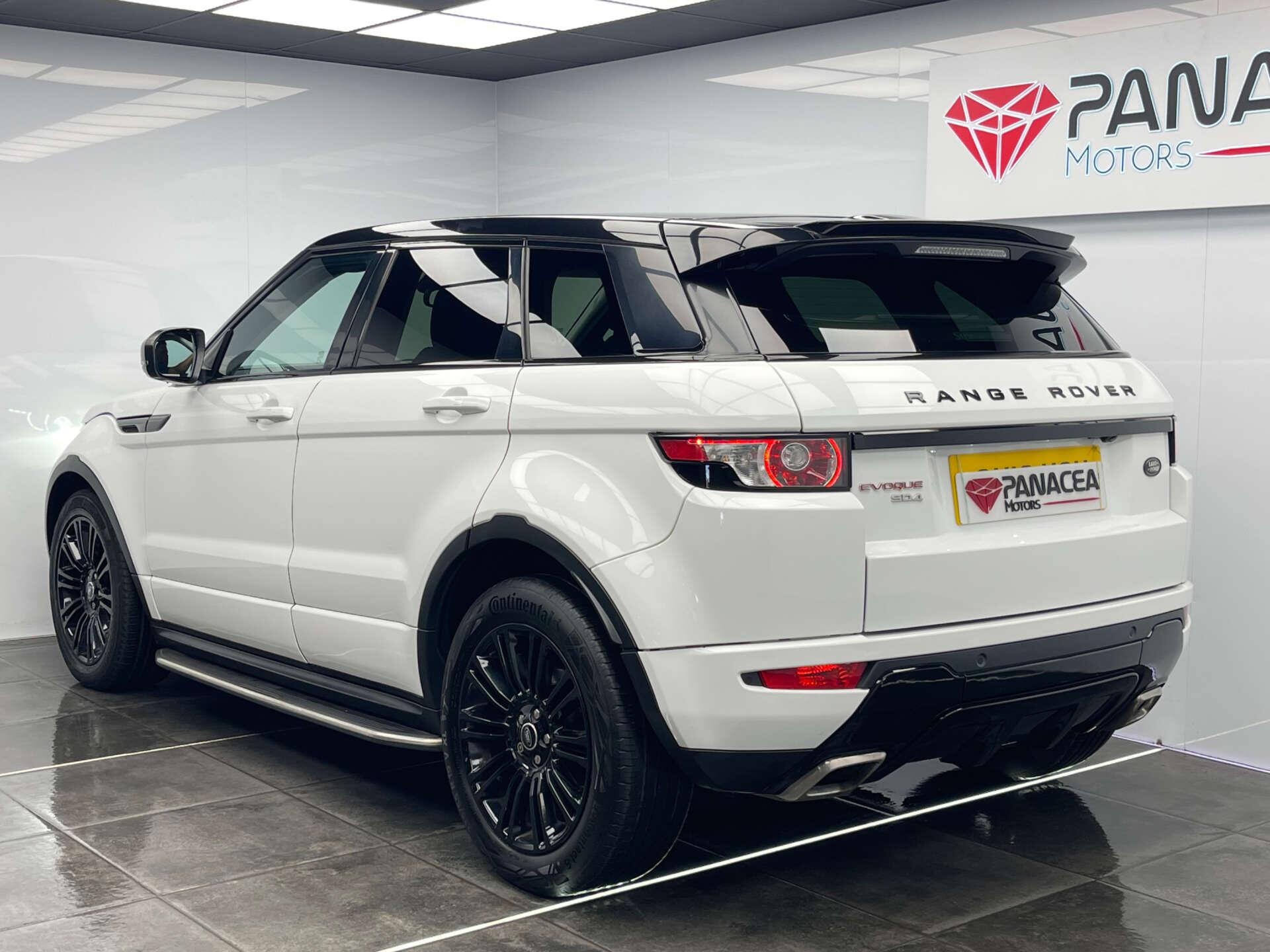 Land Rover Range Rover Evoque view 30