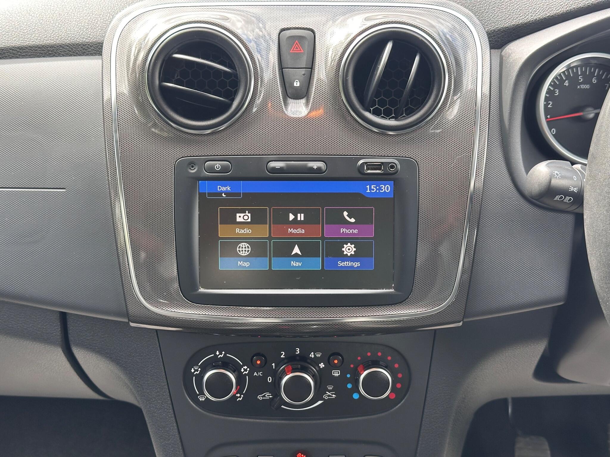 Dacia Sandero view 38