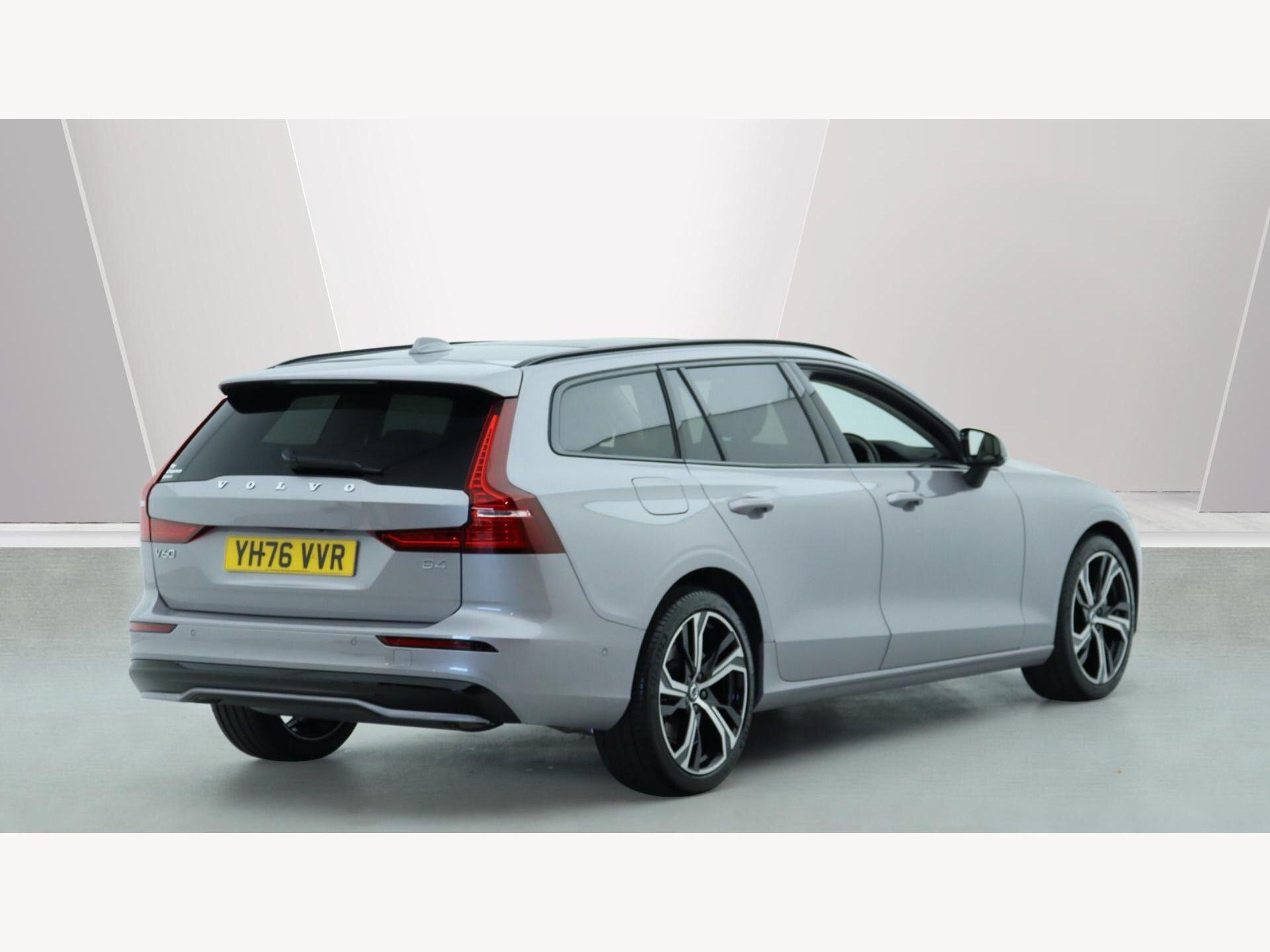 Volvo V60 view 2