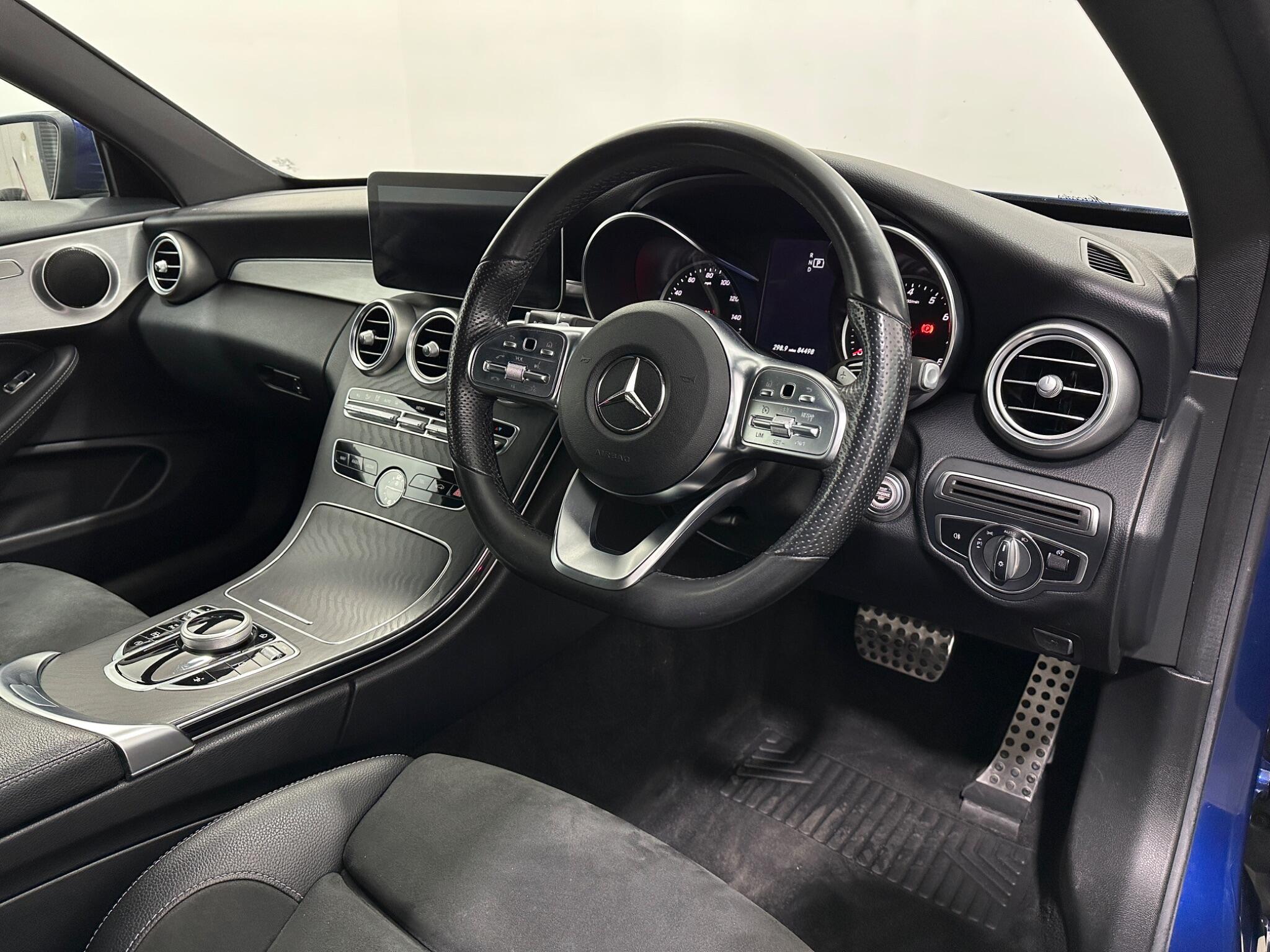 Mercedes-Benz C-Class view 11