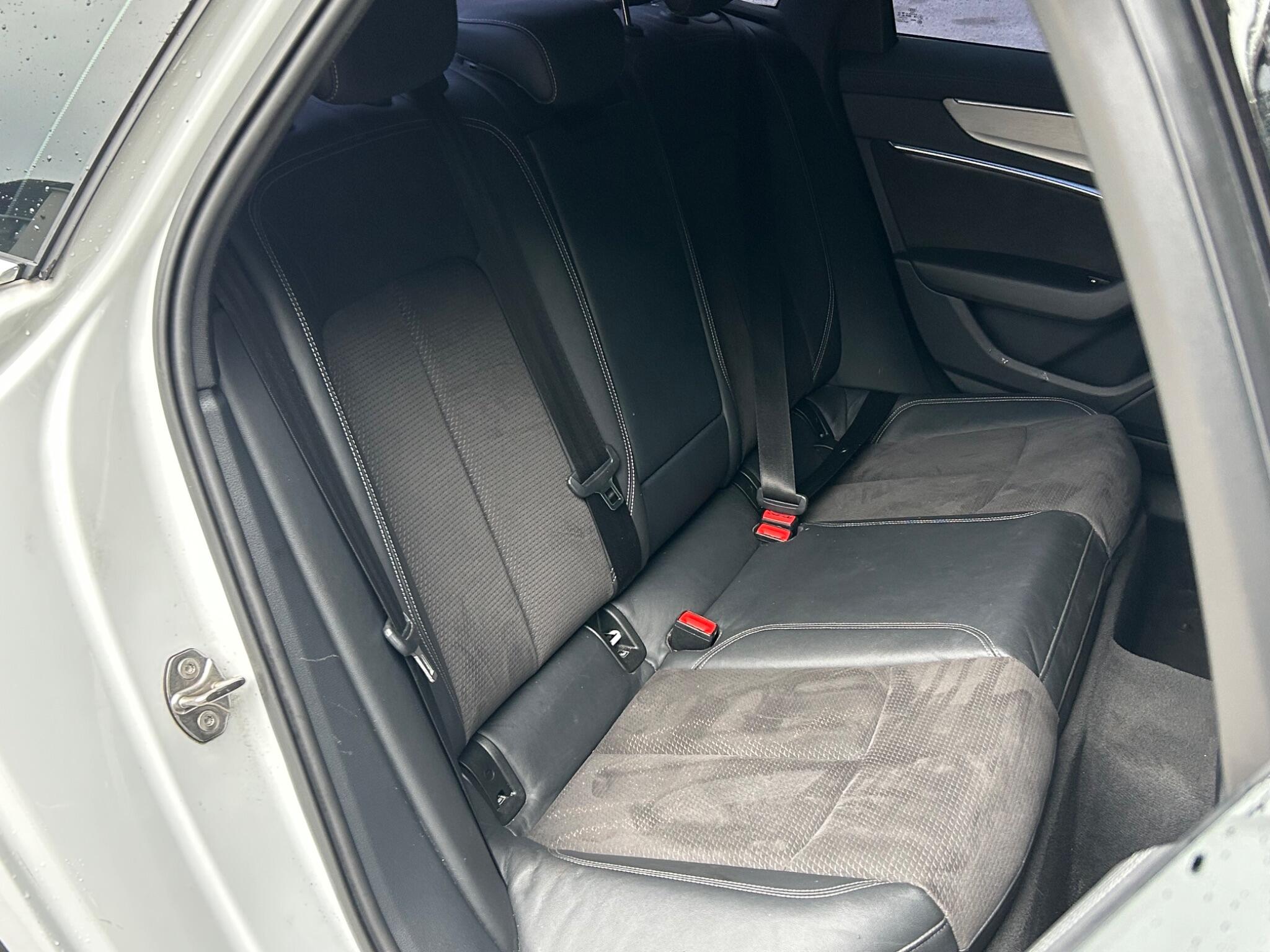 Audi A6 view 24