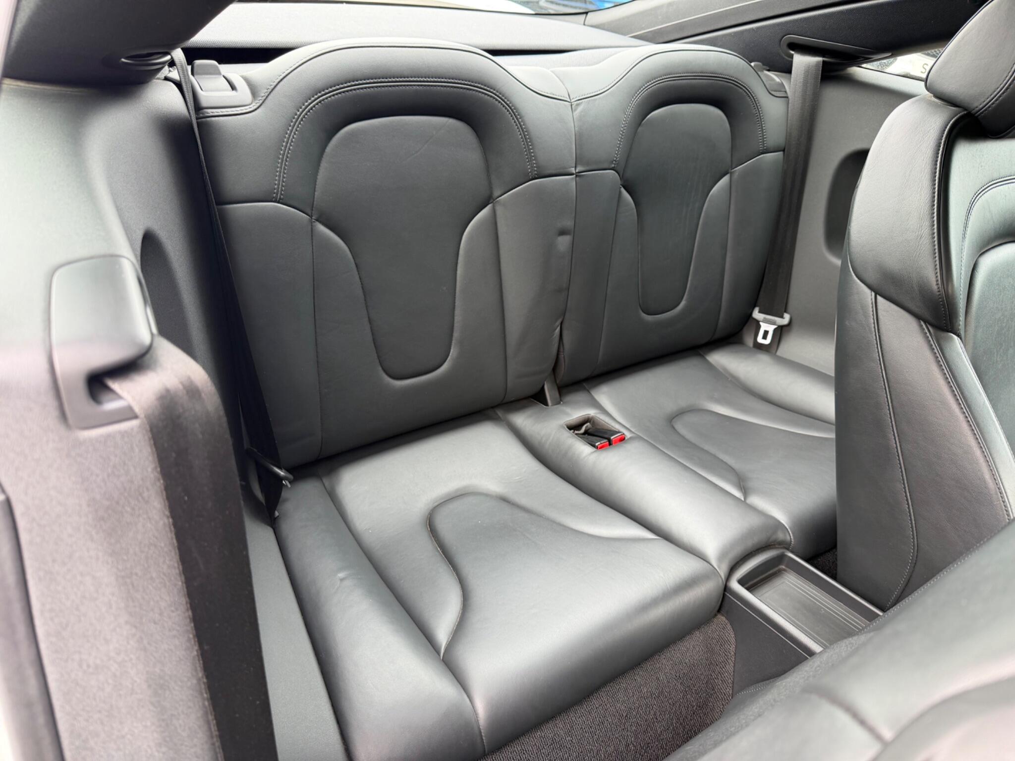 Audi TT view 19