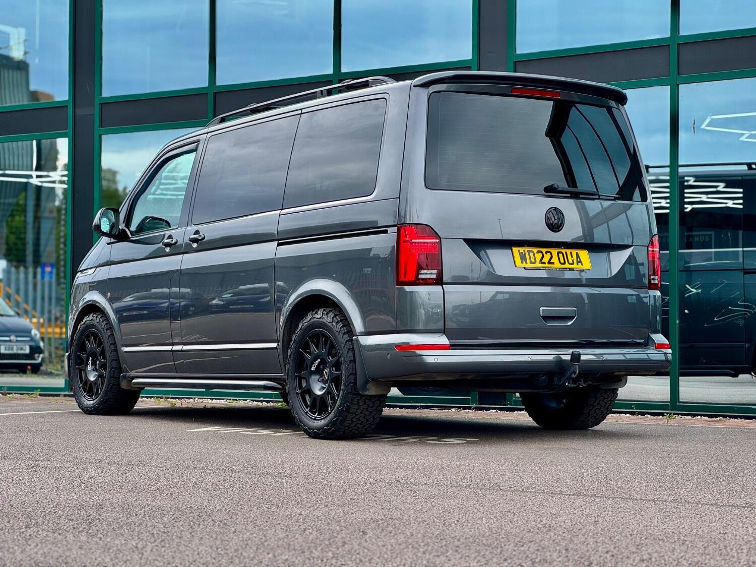 Volkswagen Caravelle view 2