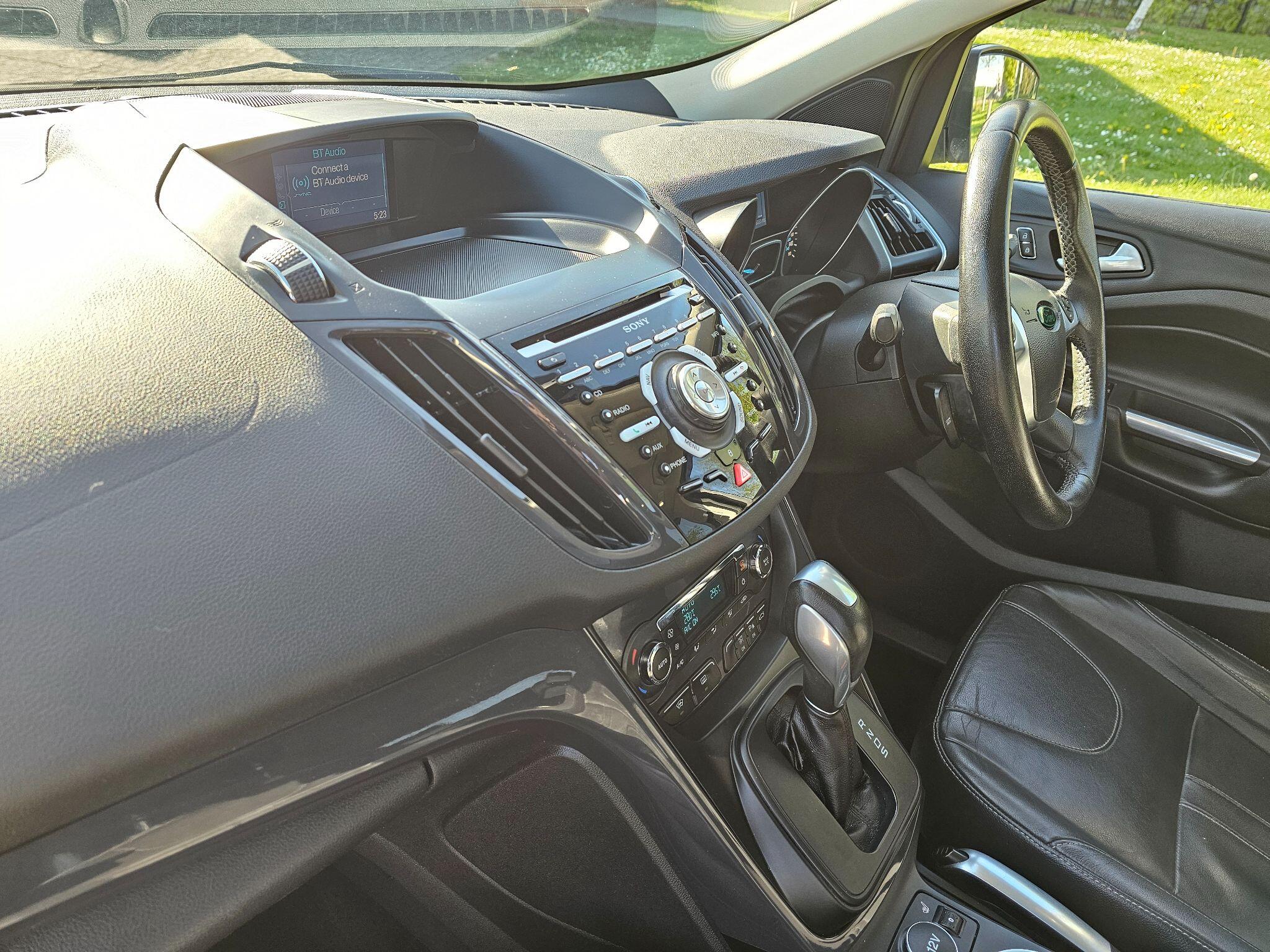 Ford Kuga view 22