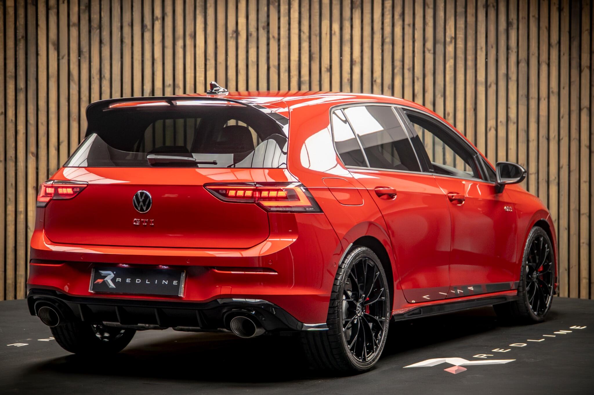 Volkswagen Golf view 4