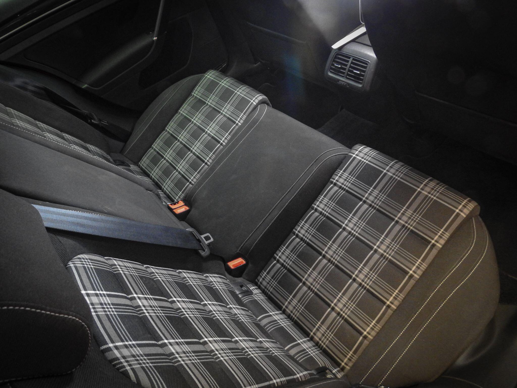 Volkswagen Golf view 38