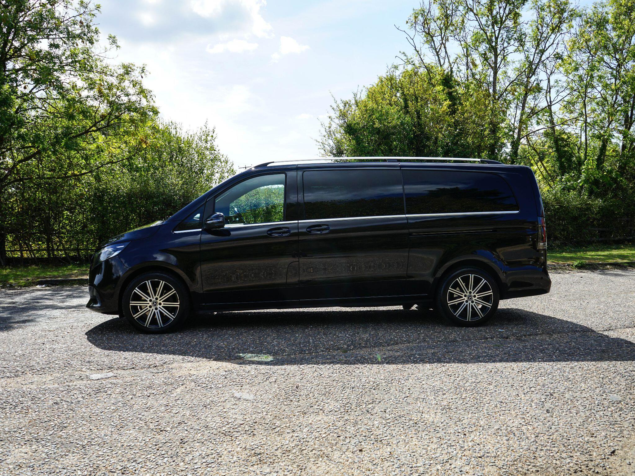 Mercedes-Benz V Class view 2