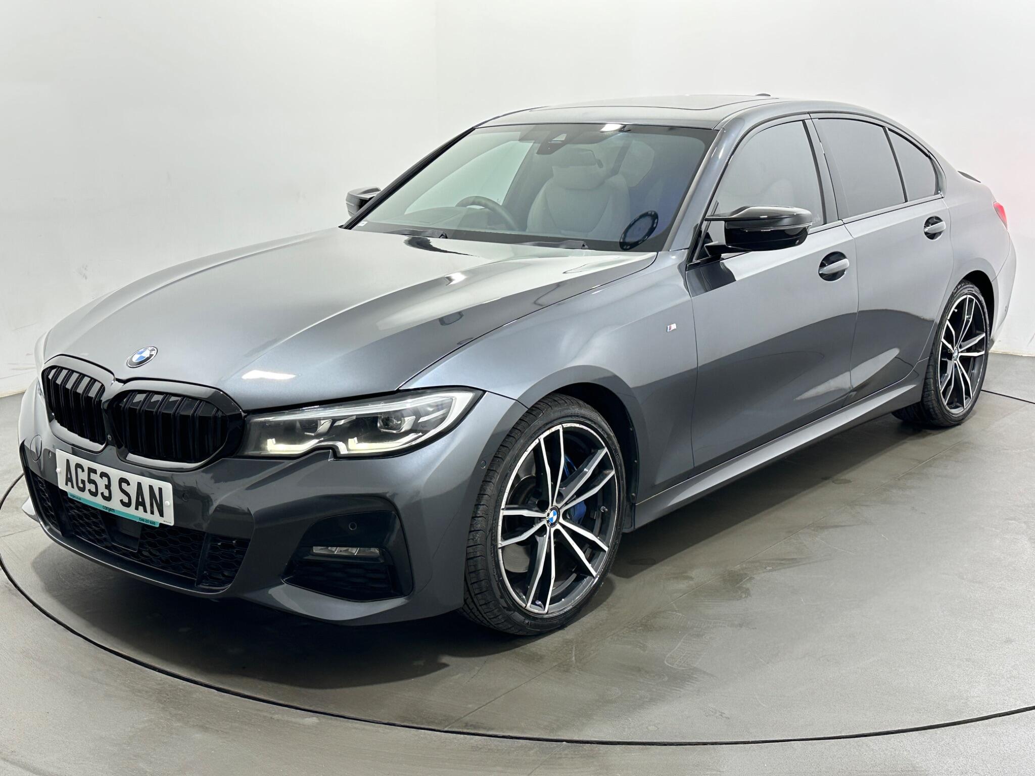 BMW 3 Series view 56
