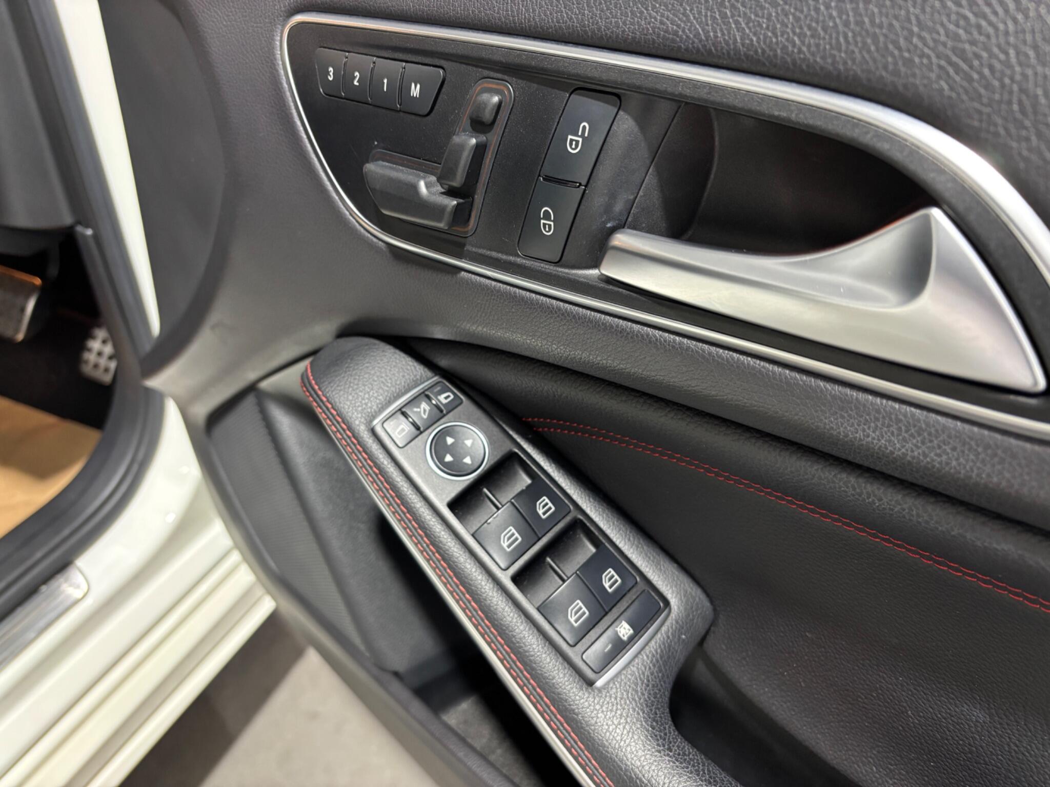 Mercedes-Benz A Class view 25
