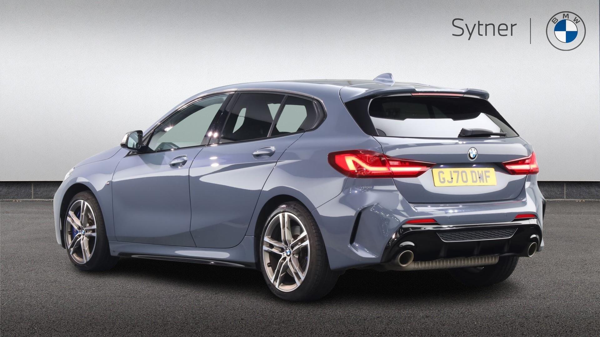 BMW 1 Series view 2