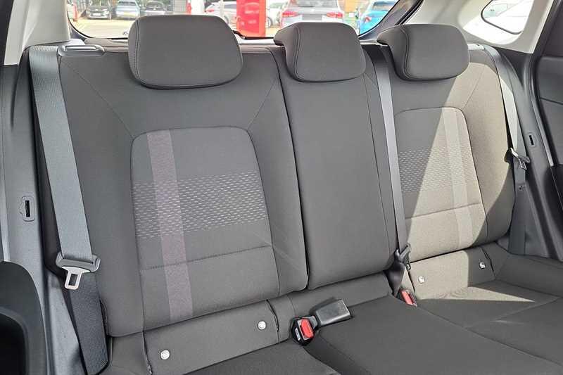 Hyundai i20 view 23