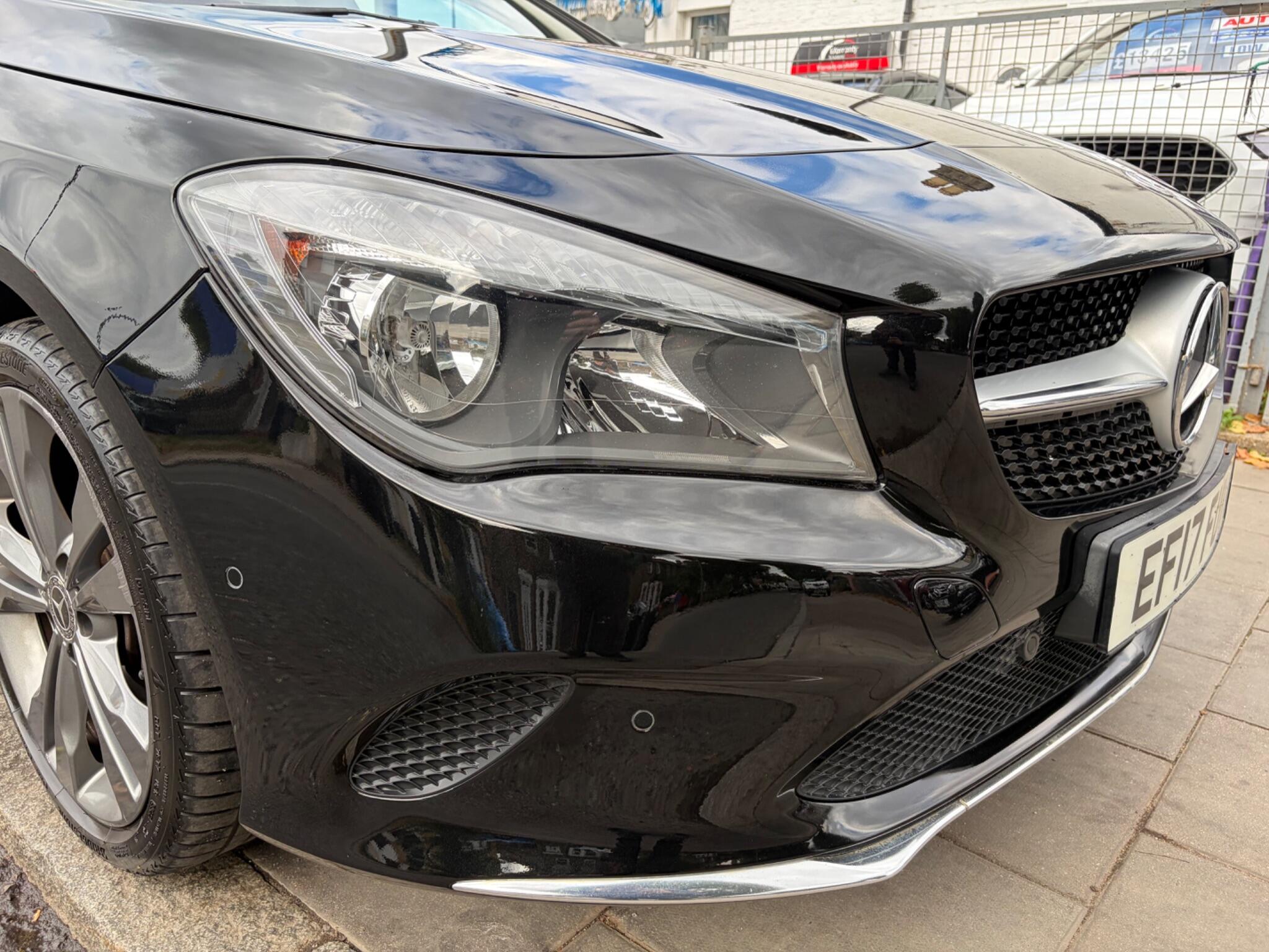 Mercedes-Benz Cla view 15
