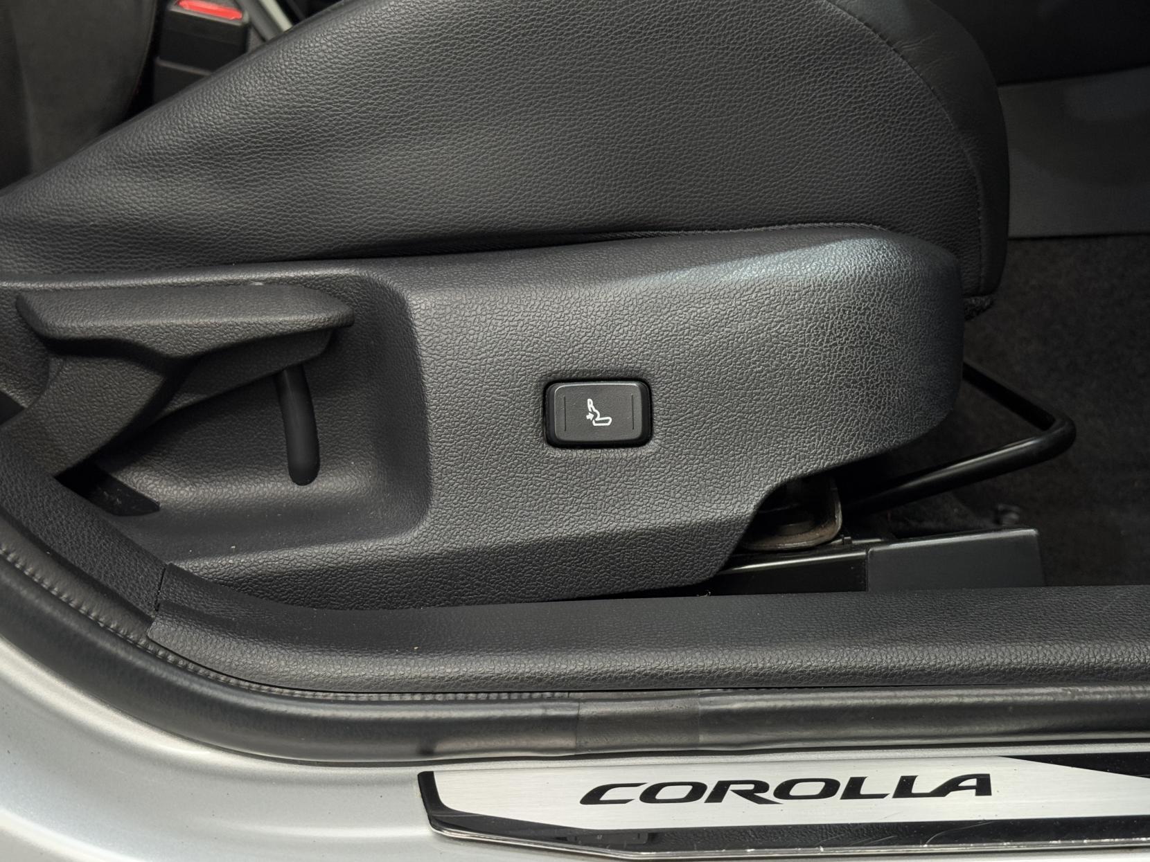 Toyota Corolla view 23