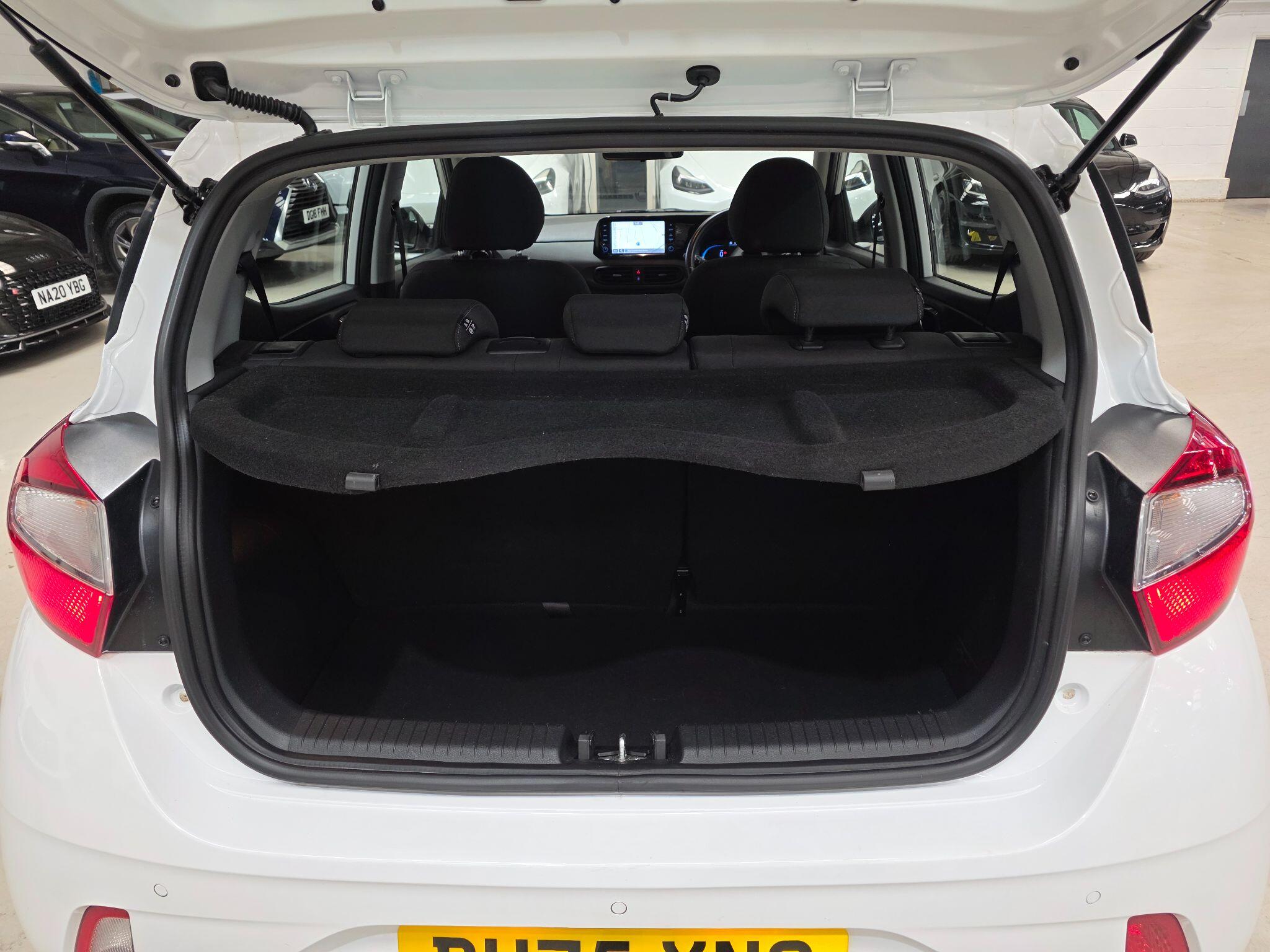 Hyundai I10 view 27