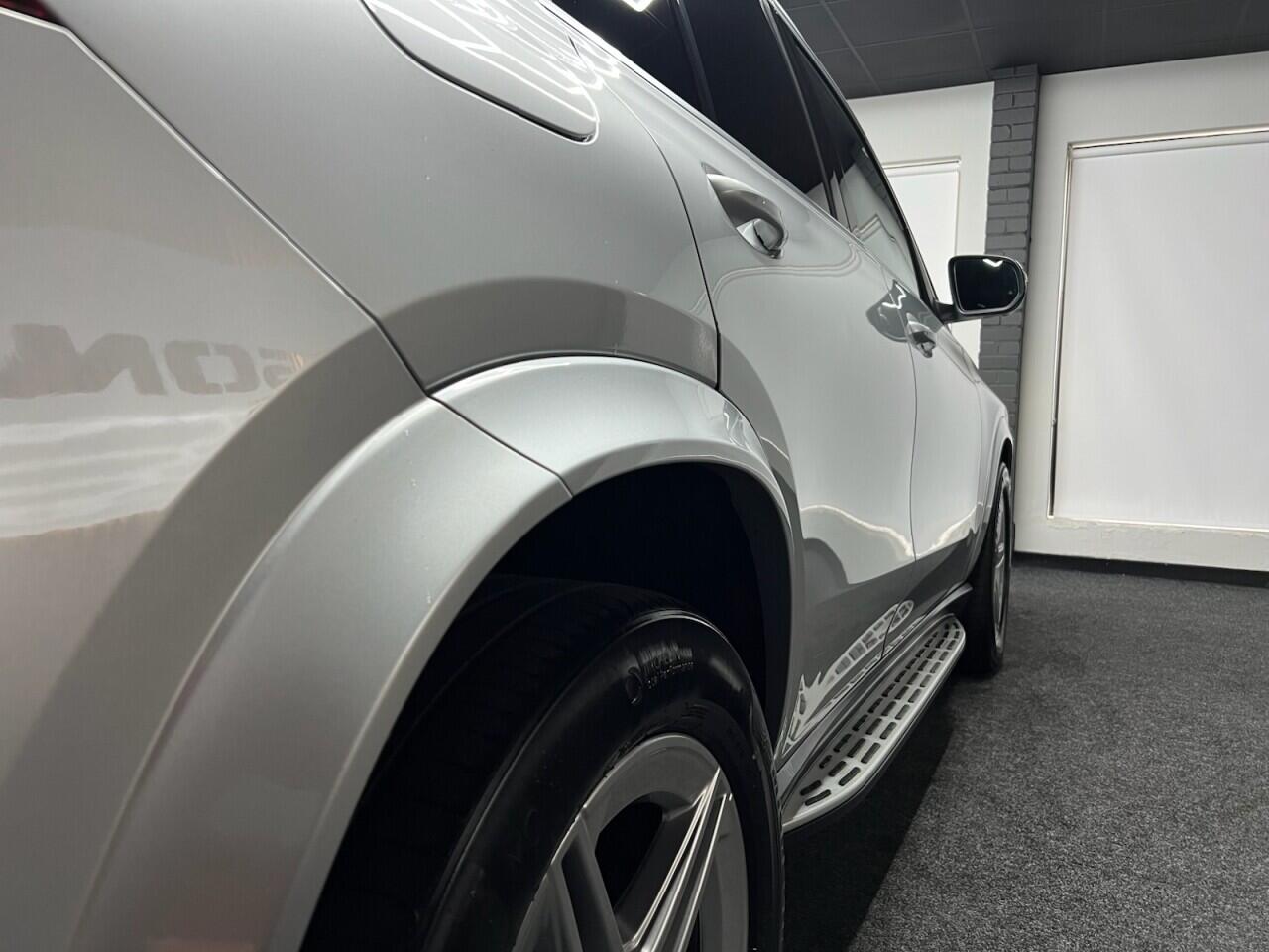 Mercedes-Benz Gle view 12