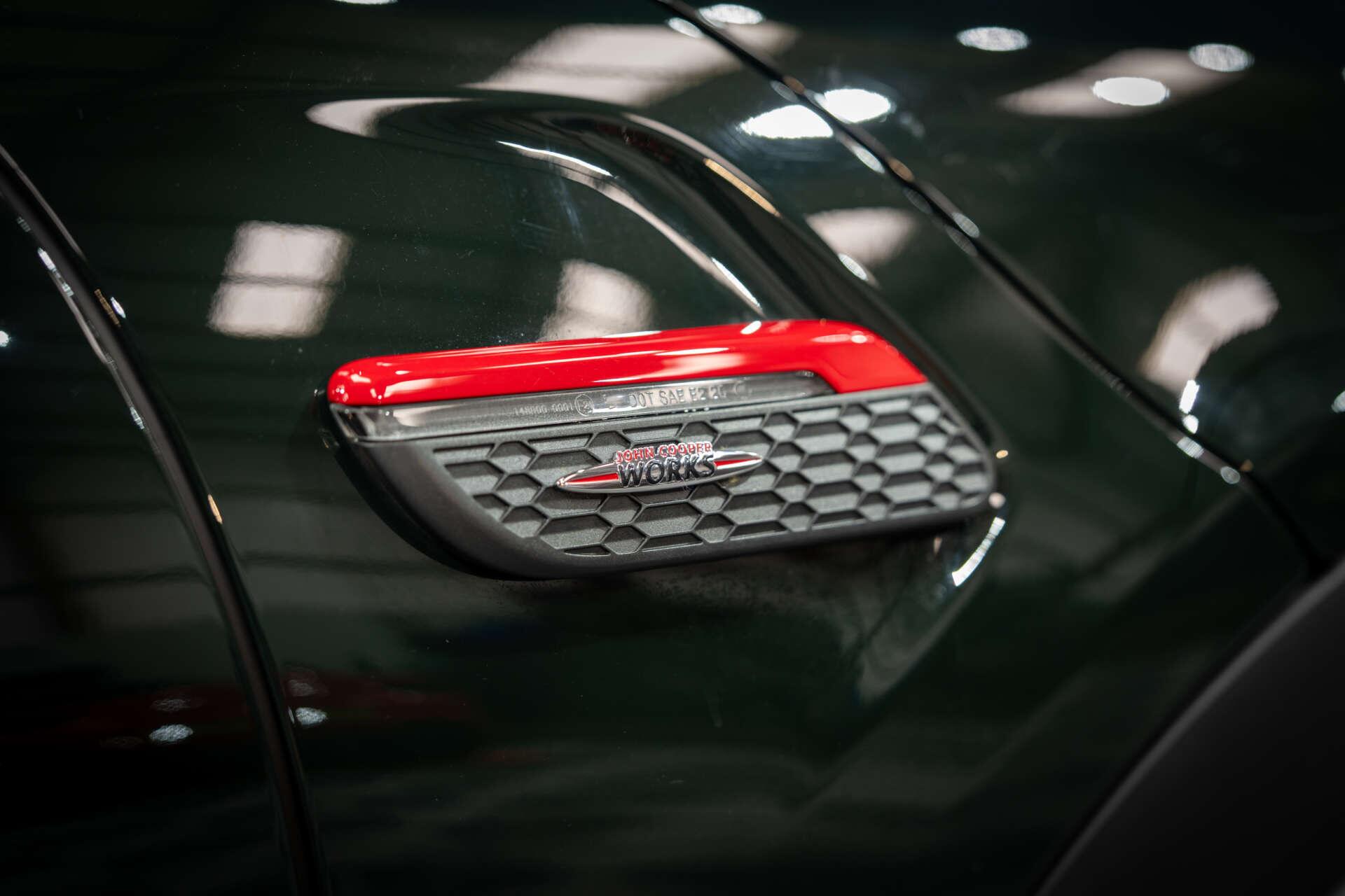Mini Cooper view 13