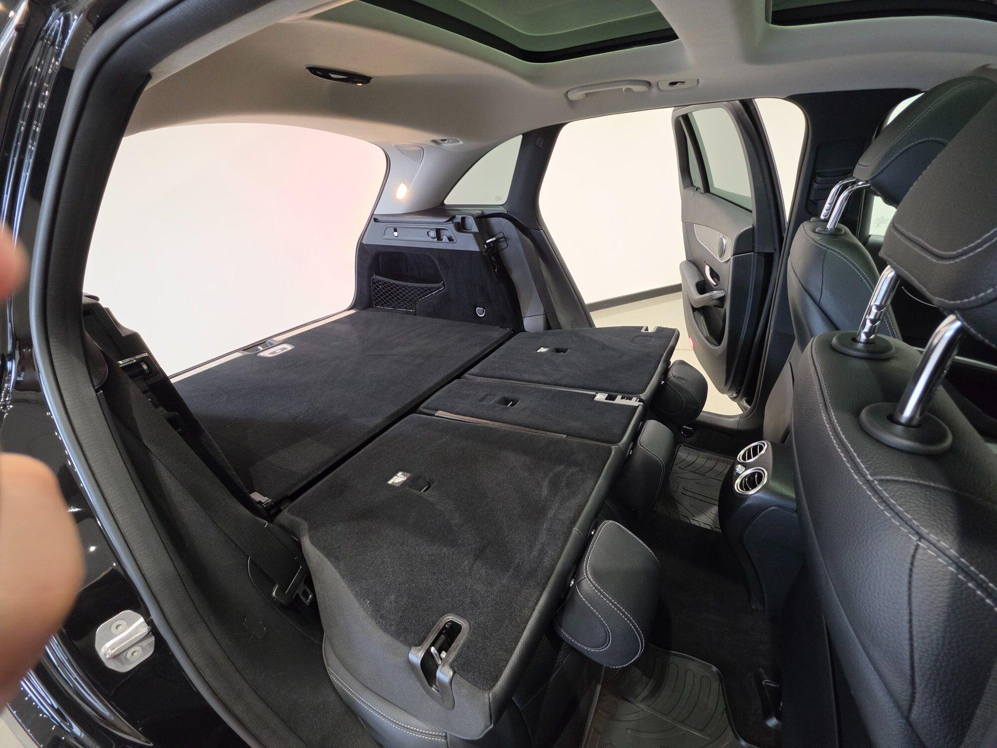Mercedes-Benz GLC view 50