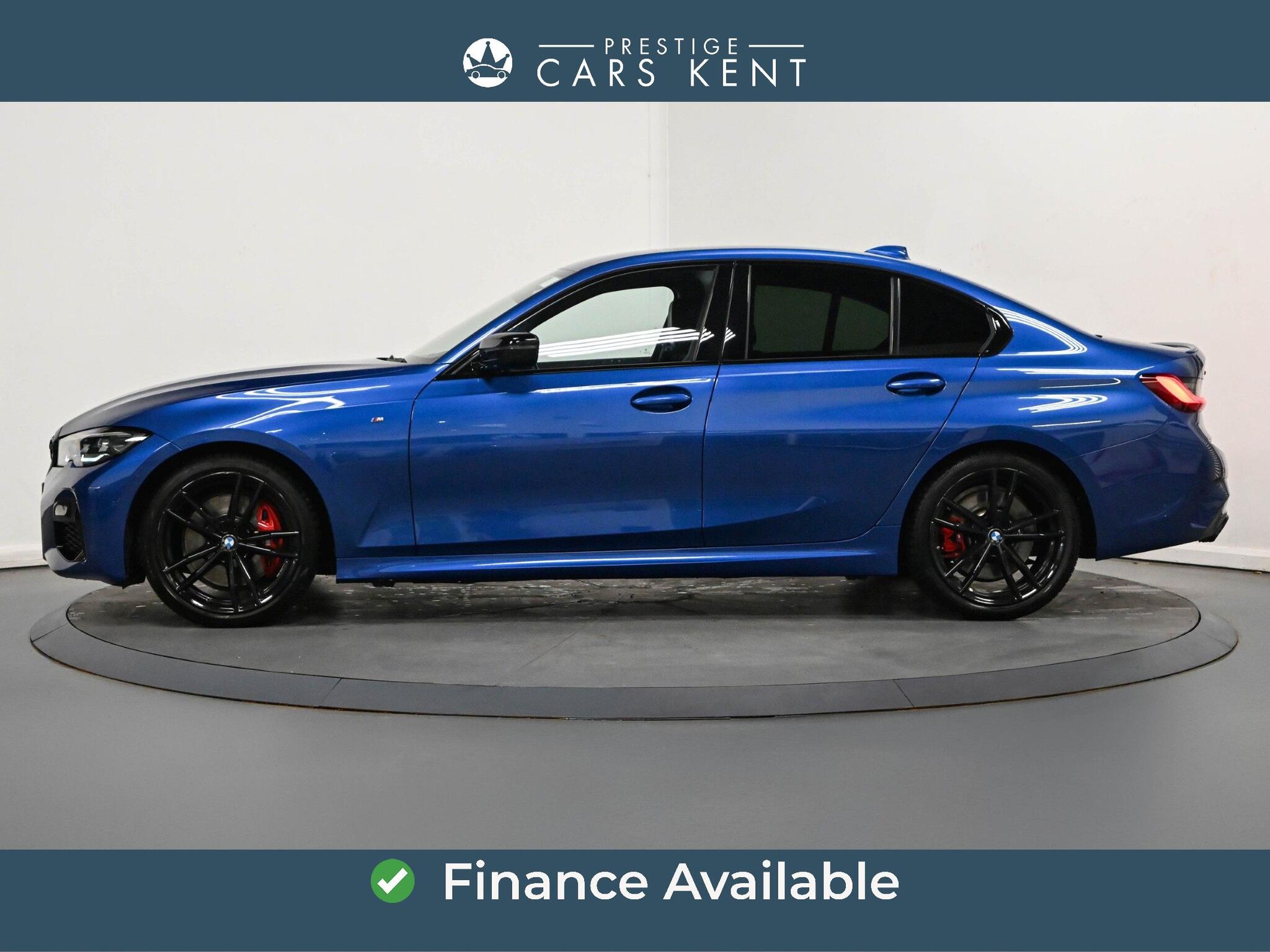 BMW 3 Series view 4