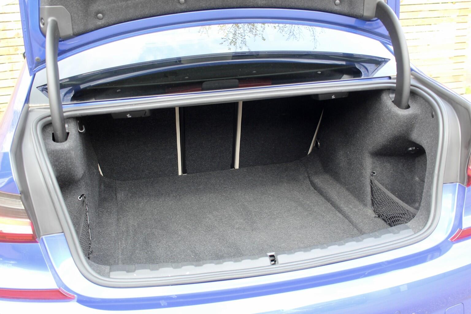 BMW 3 Series view 50
