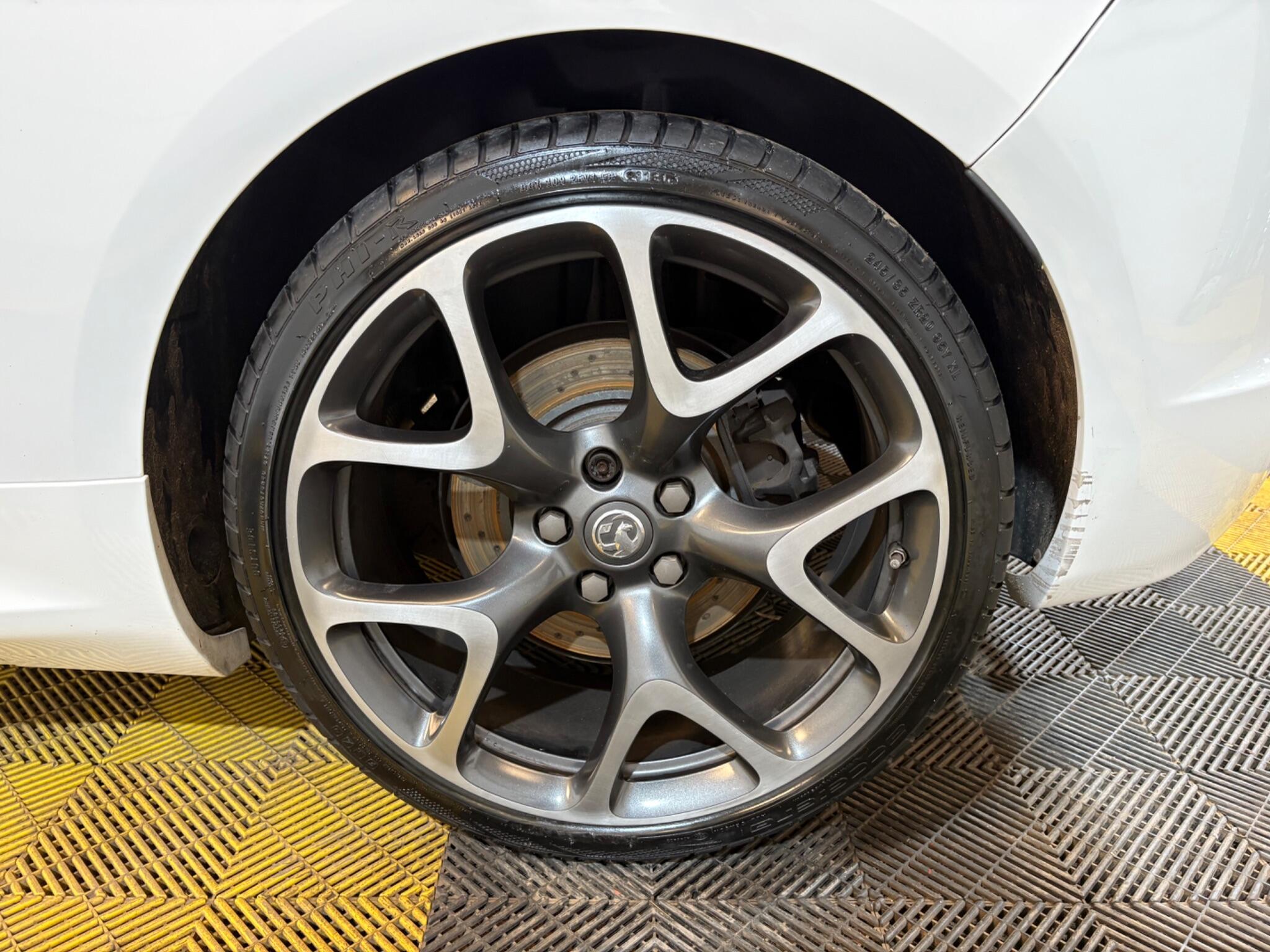 Vauxhall Astra GTC view 35