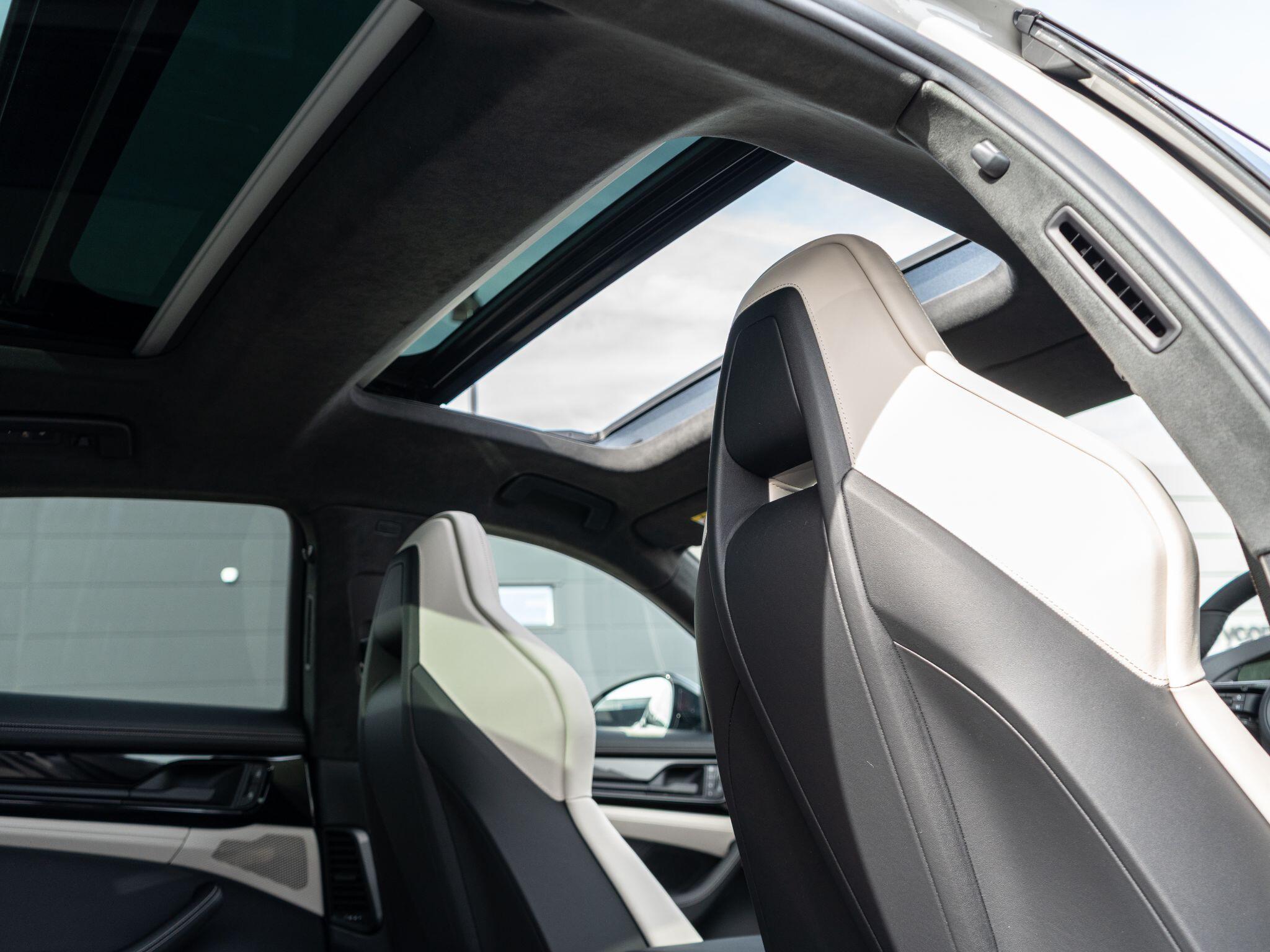 Porsche Panamera view 33